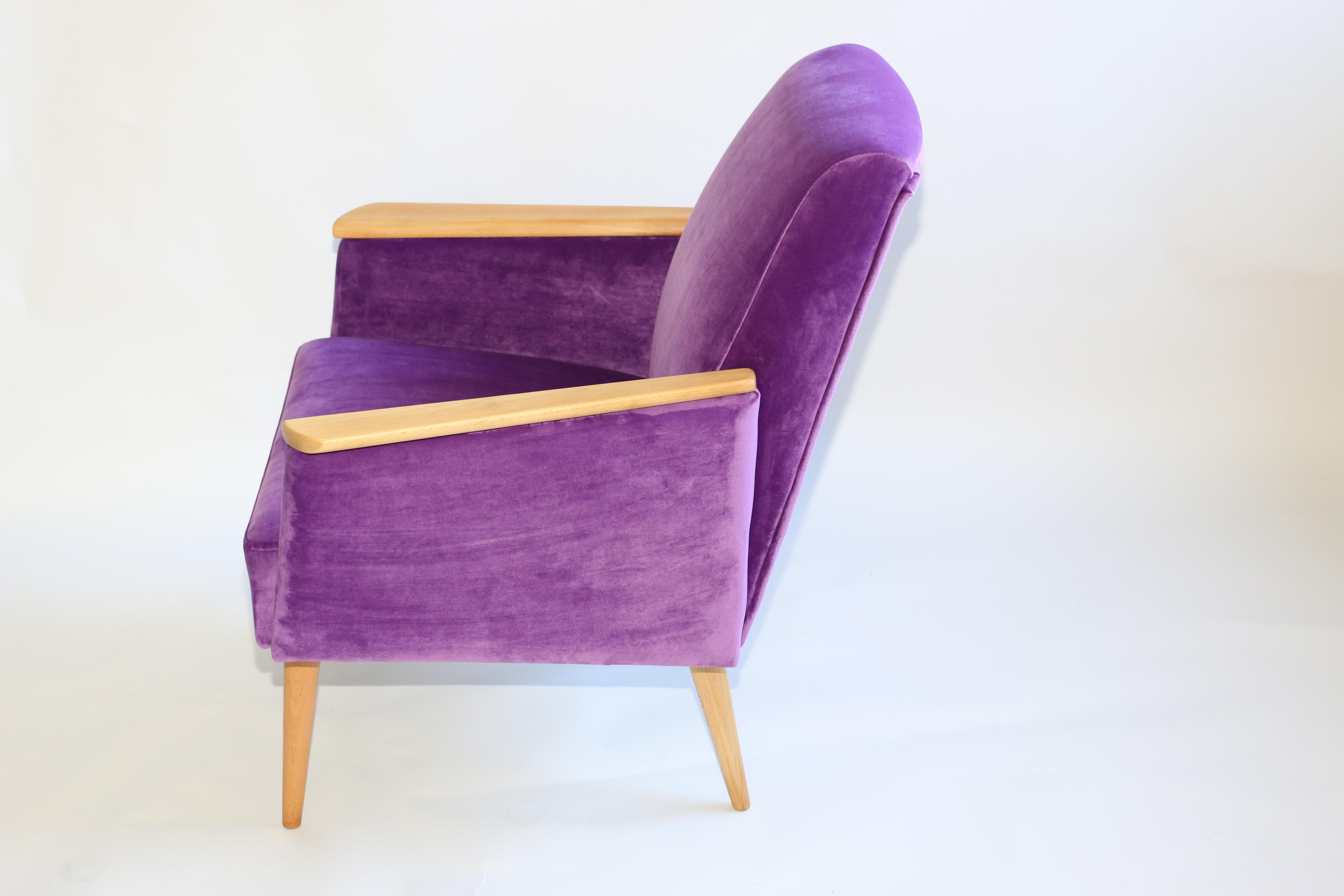 20th Century Polish Club Armchair in Purple Velvet from 1970s For Sale