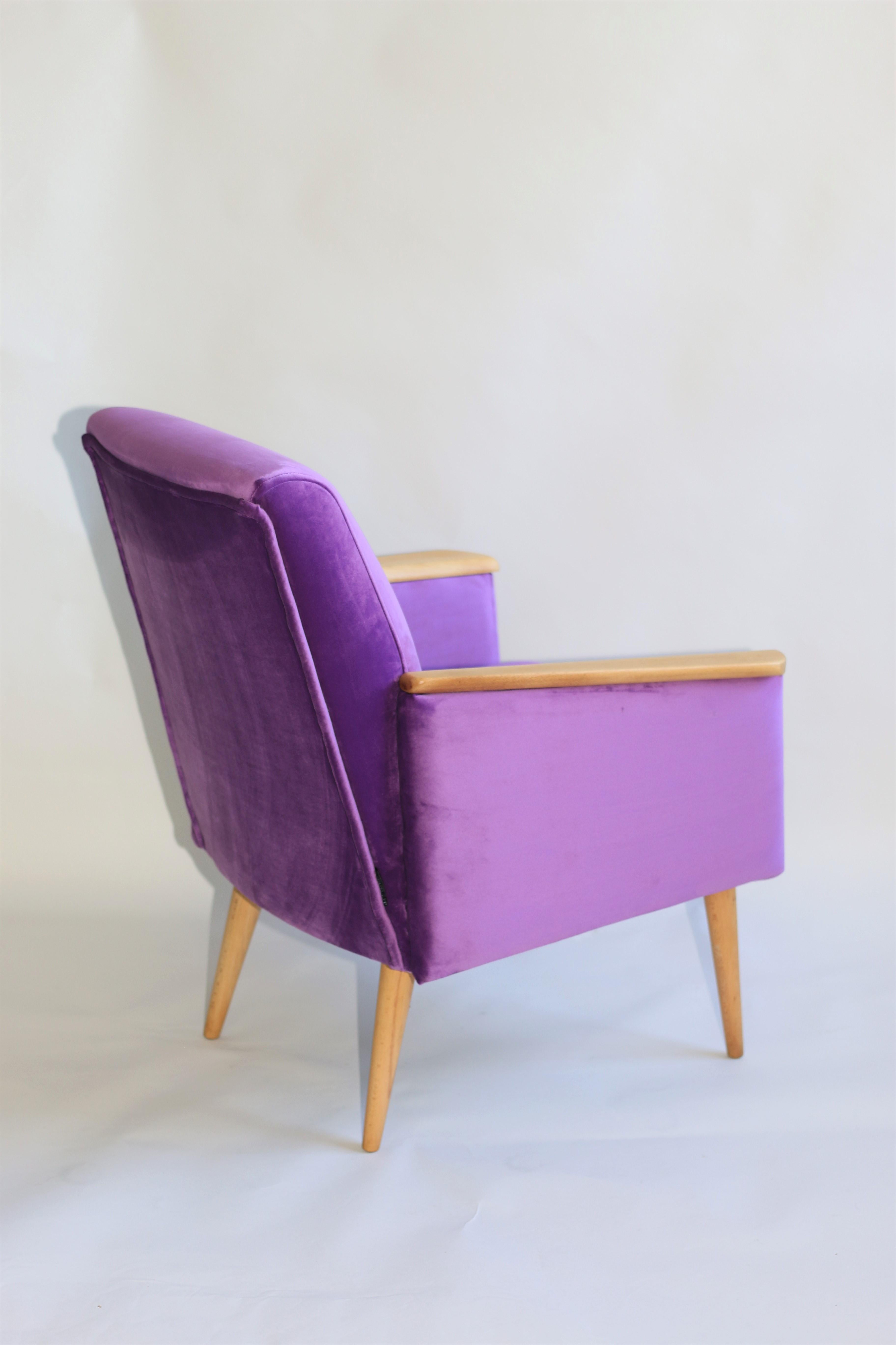 Polish Club Armchair in Purple Velvet from 1970s For Sale 2