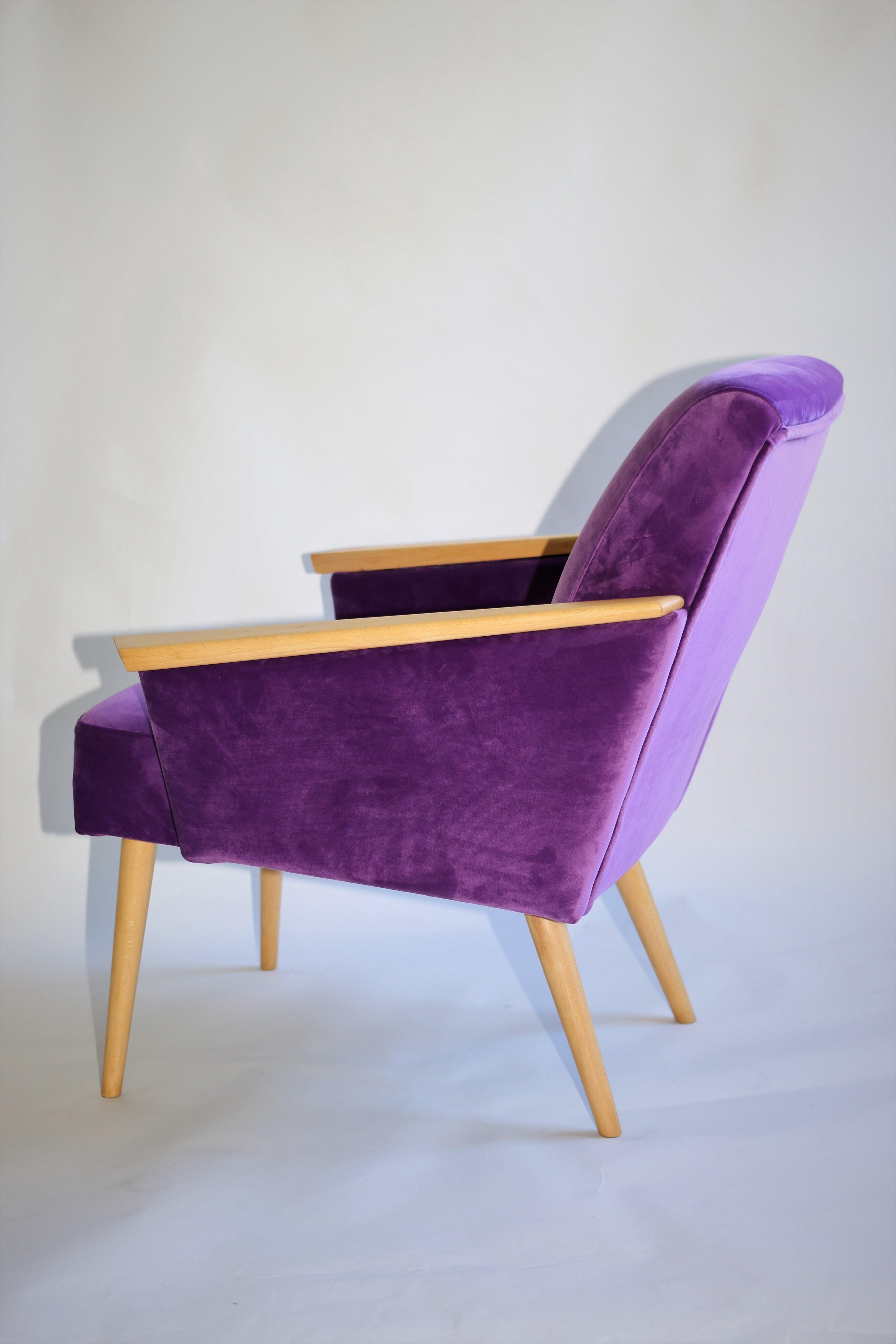 Polish Club Armchair in Purple Velvet from 20th Century For Sale 2