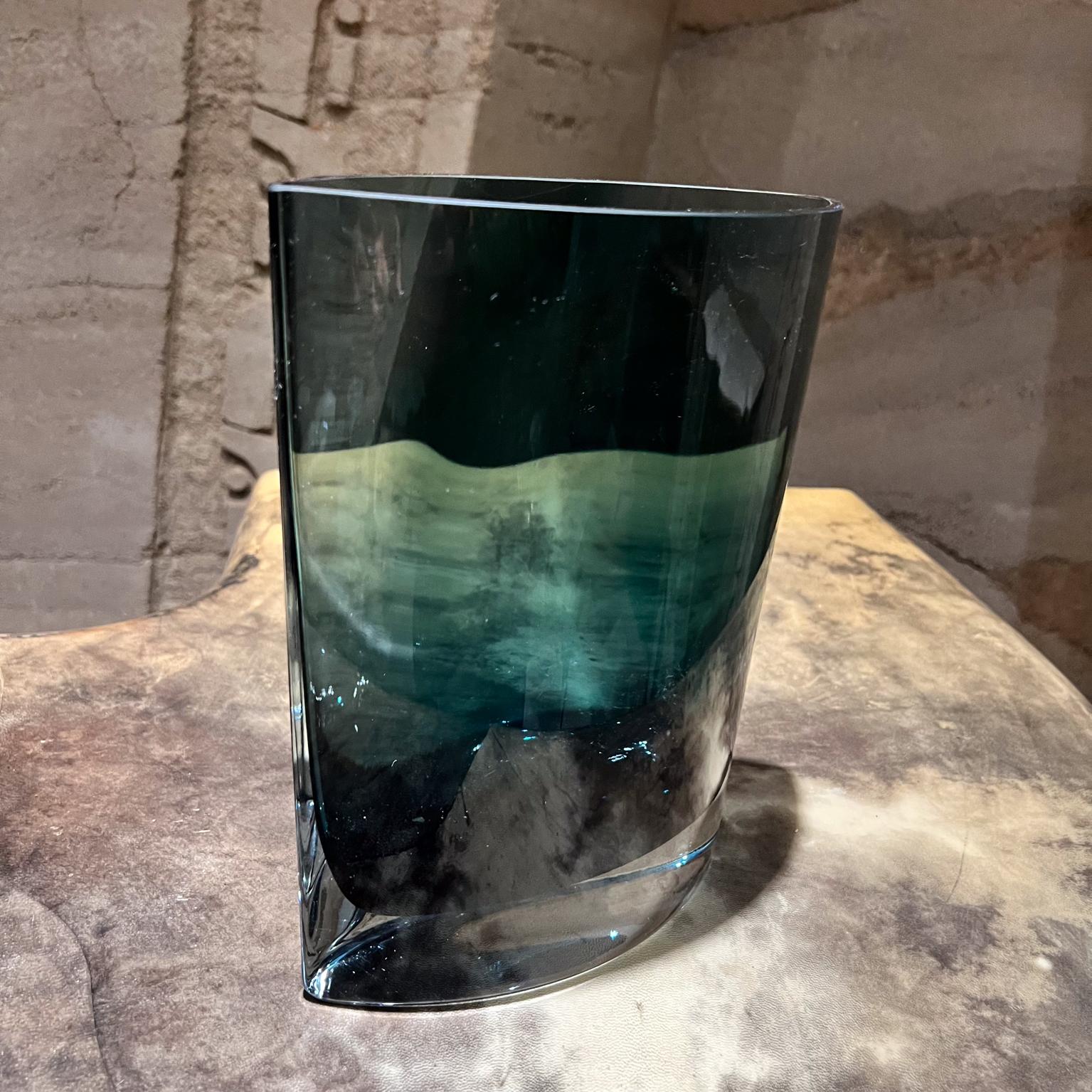 Vaso modernista di cristallo LSA del 1960 in vetro blu e grigio in vendita 1