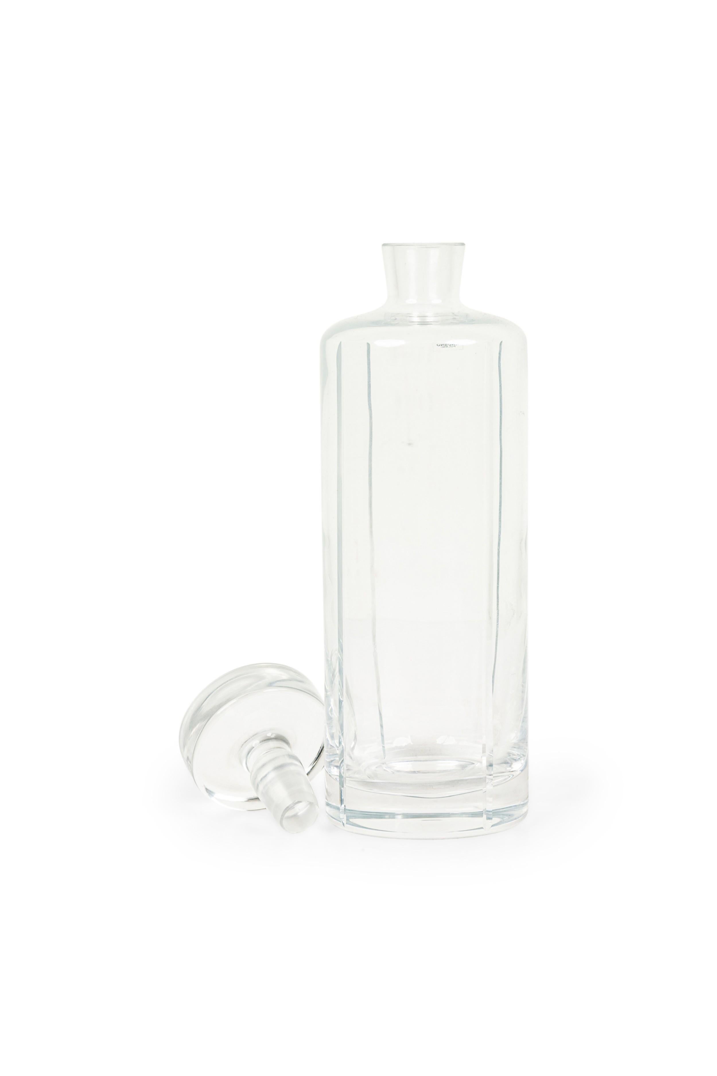Carafe à vodka polonaise à cylindre du milieu du siècle avec bouchon Bon état - En vente à Queens, NY