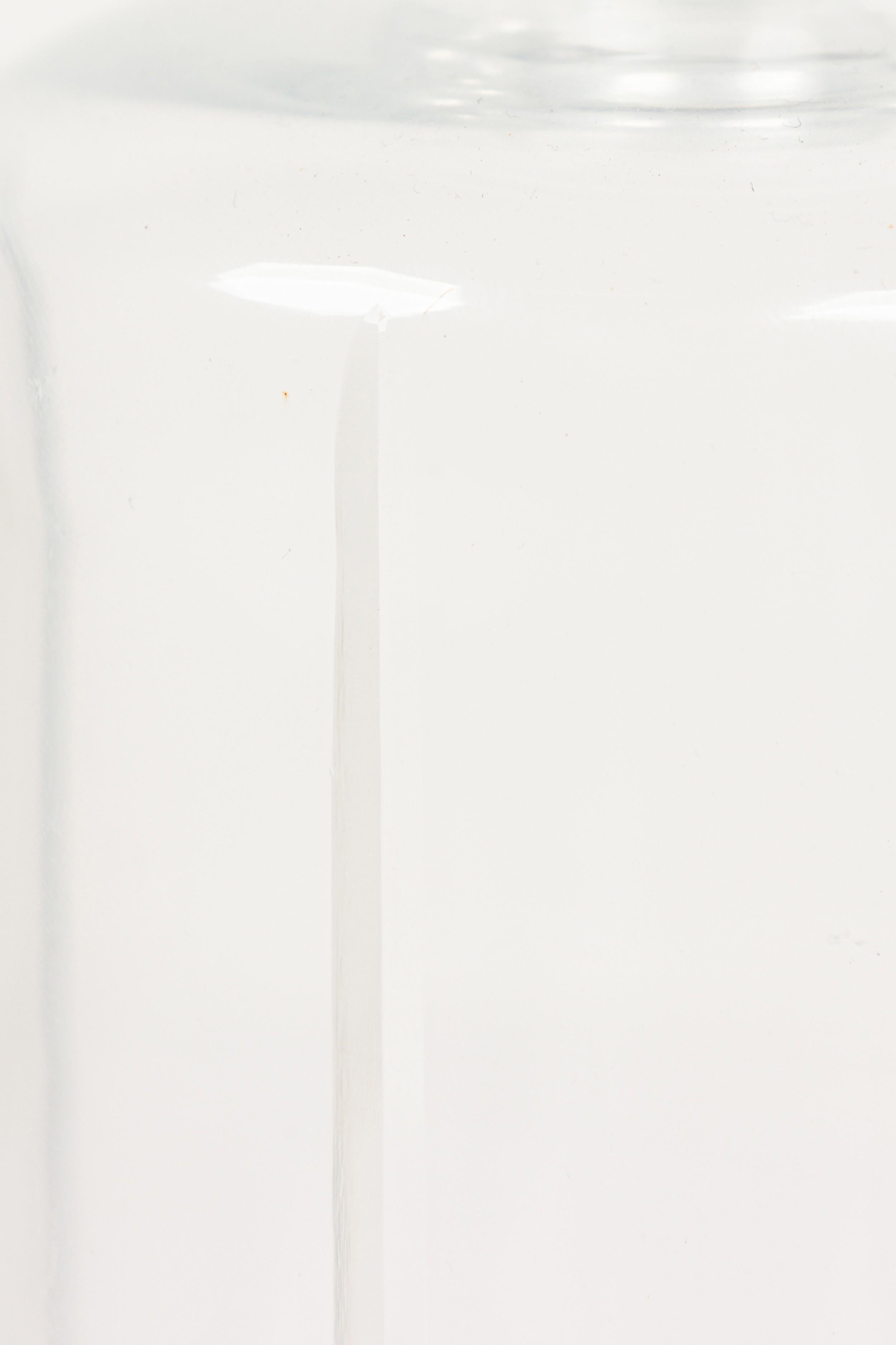 Verre Carafe à vodka polonaise à cylindre du milieu du siècle avec bouchon en vente