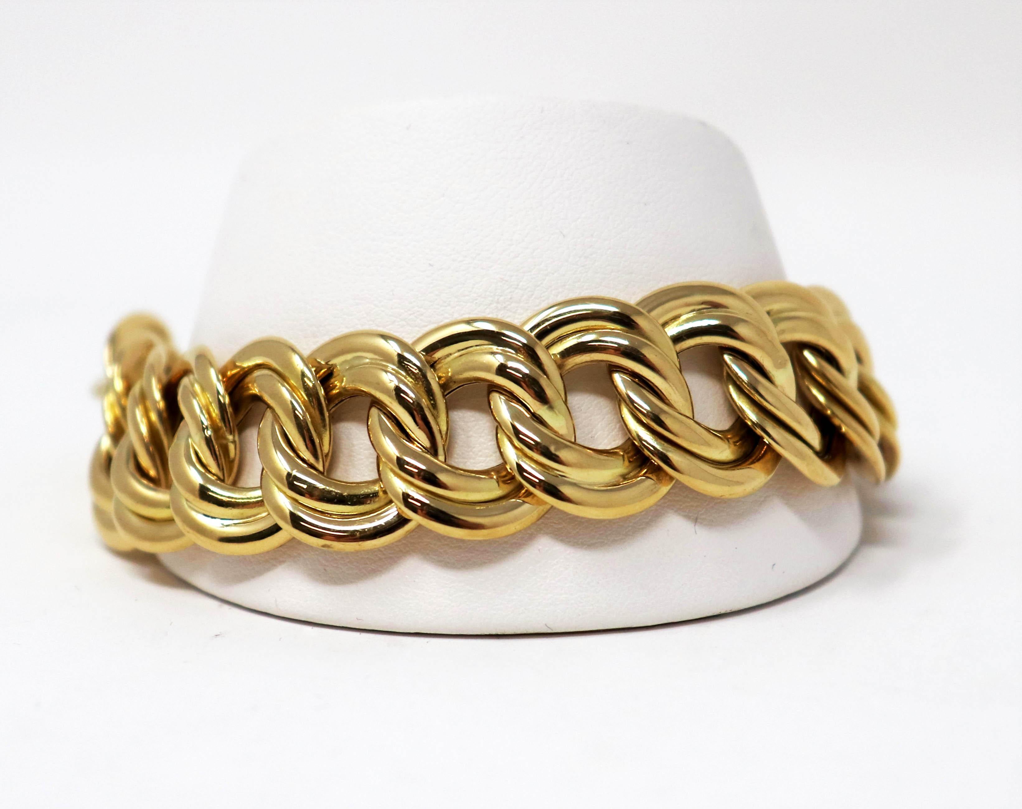 Polished 18 Karat Yellow Gold Italian Double Cable Chain Link Bracelet In Good Condition For Sale In Scottsdale, AZ