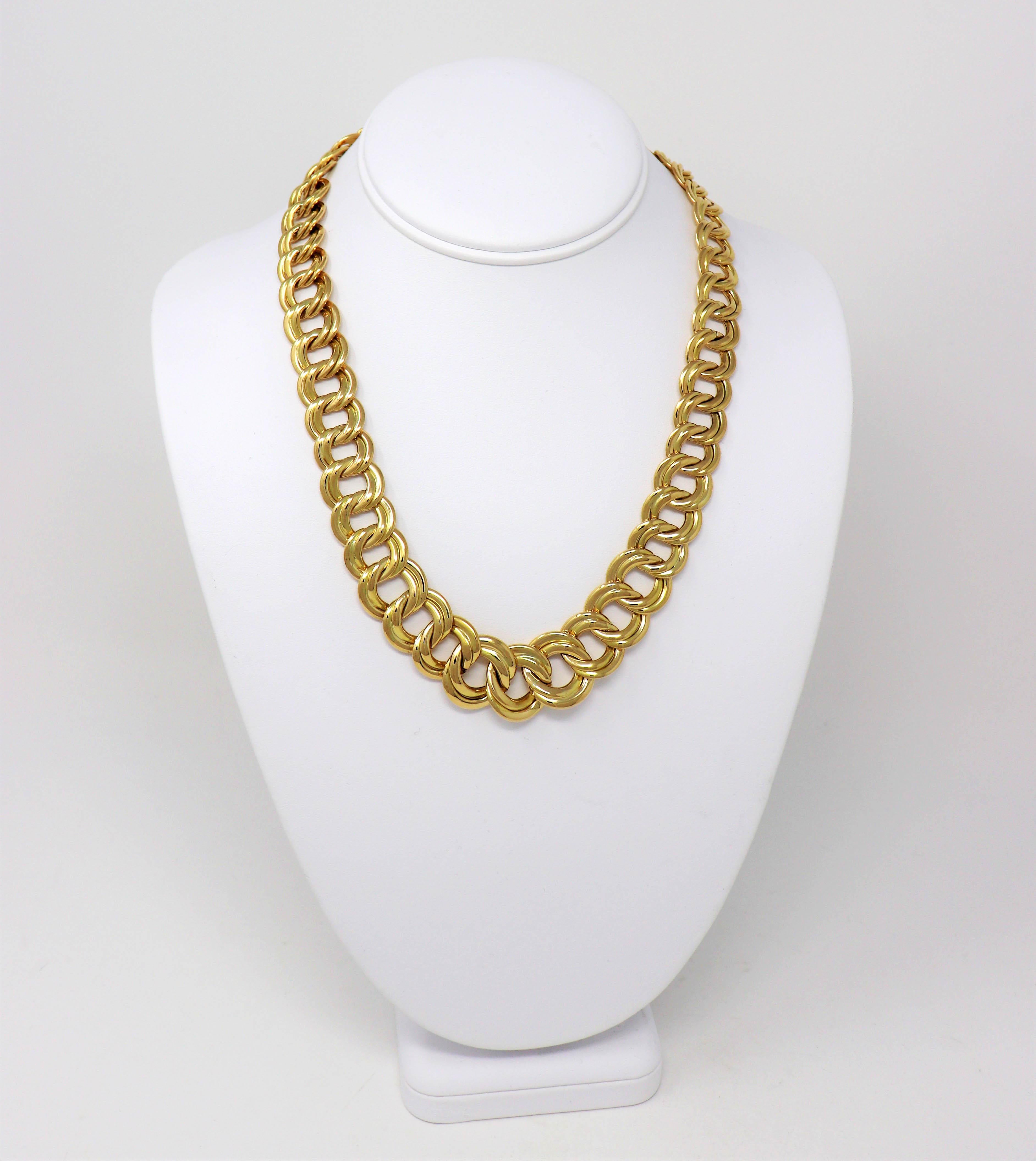 Stunningly simple gold chain link necklace will stand the test of time. The classic design gently hugs the neck and exudes a sophisticated elegance. Versatile in both design and color, this necklace can be paired with other necklaces for a more