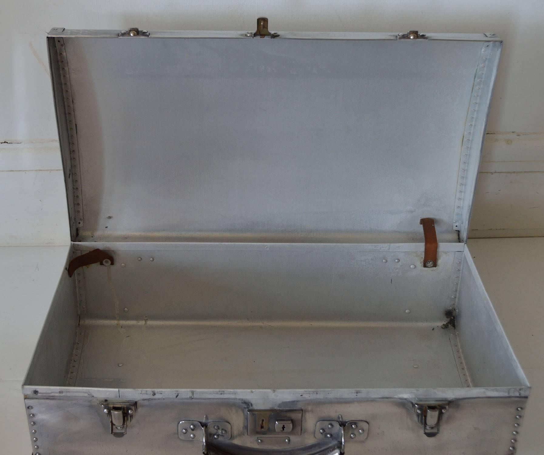 Polished Aluminium Suitcase, English, 1940s In Good Condition In St Annes, Lancashire