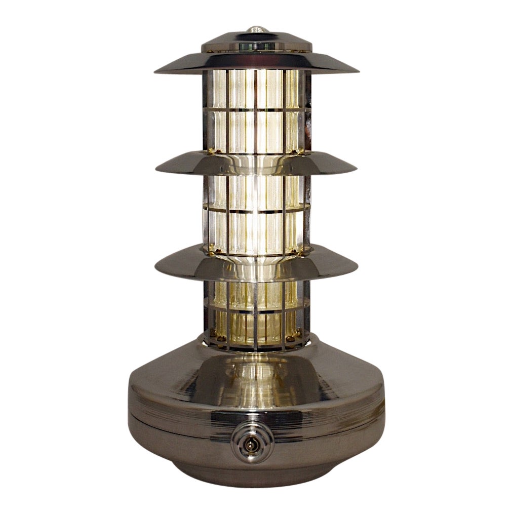 Pagodenlampe aus poliertem Aluminium – Modell 1 von Daughter Mfg