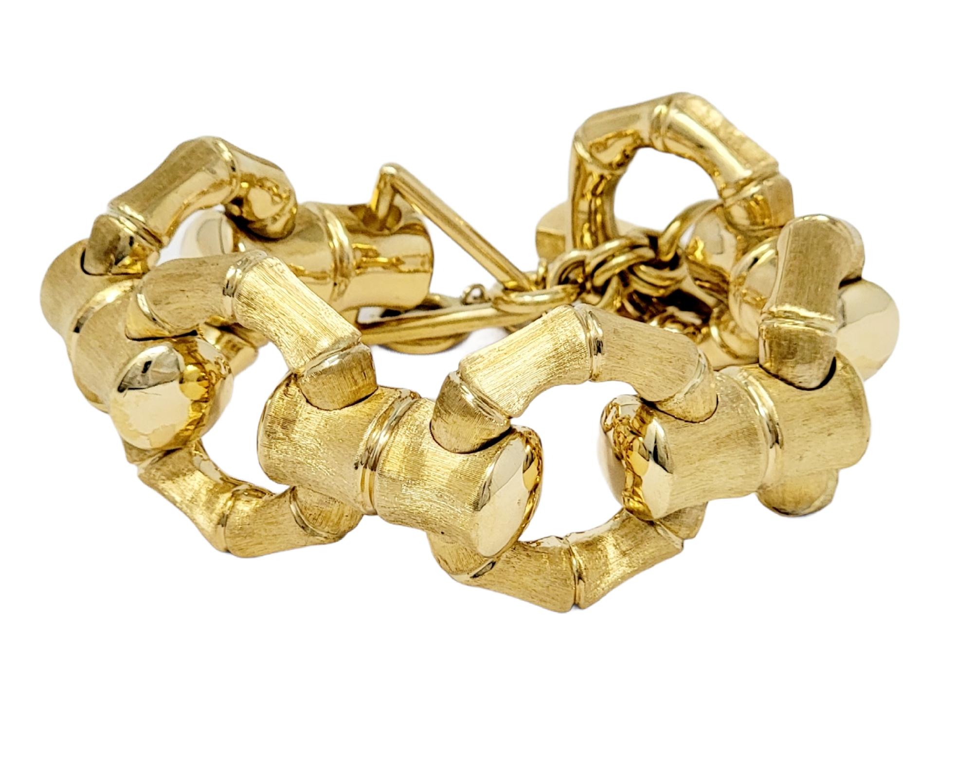 Contemporain Carlo Weingrill Bracelet à maillons réversible en or jaune 18 carats et bambou épais en vente