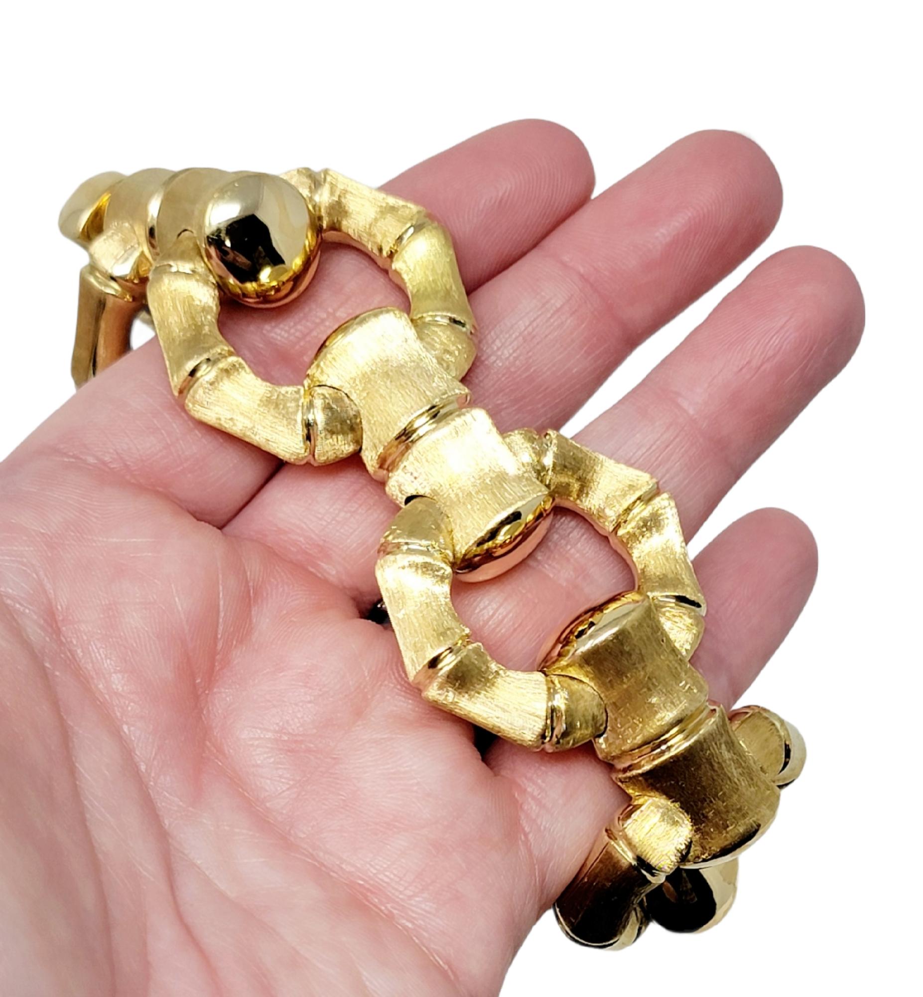 Contemporary Carlo Weingrill 18 Karat Yellow Gold Reversible Chunky Bamboo Link Bracelet For Sale