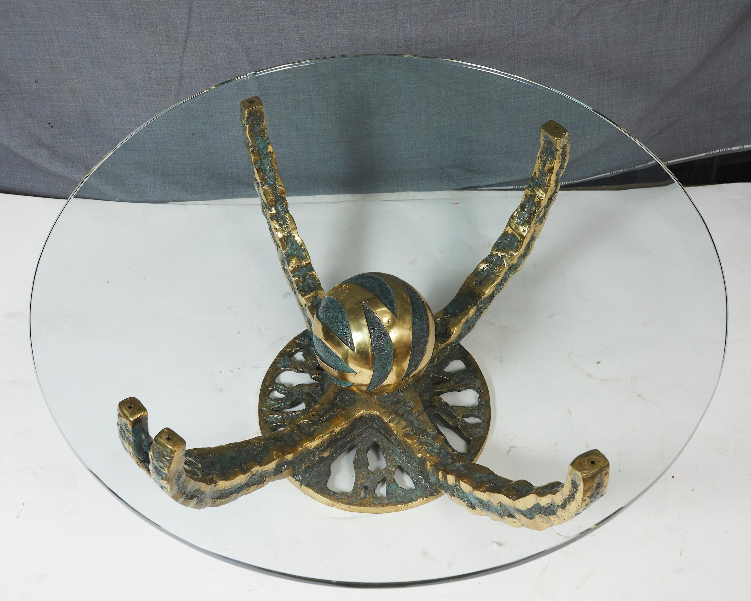 Couchtisch „Octo“ aus polierter und patinierter Bronze von Henri Fernandez (Brutalismus) im Angebot