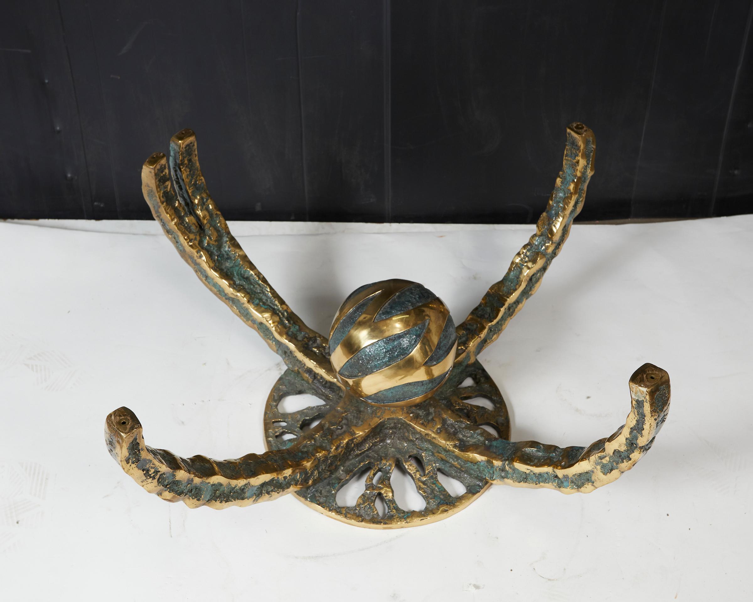 Couchtisch „Octo“ aus polierter und patinierter Bronze von Henri Fernandez (Ende des 20. Jahrhunderts) im Angebot