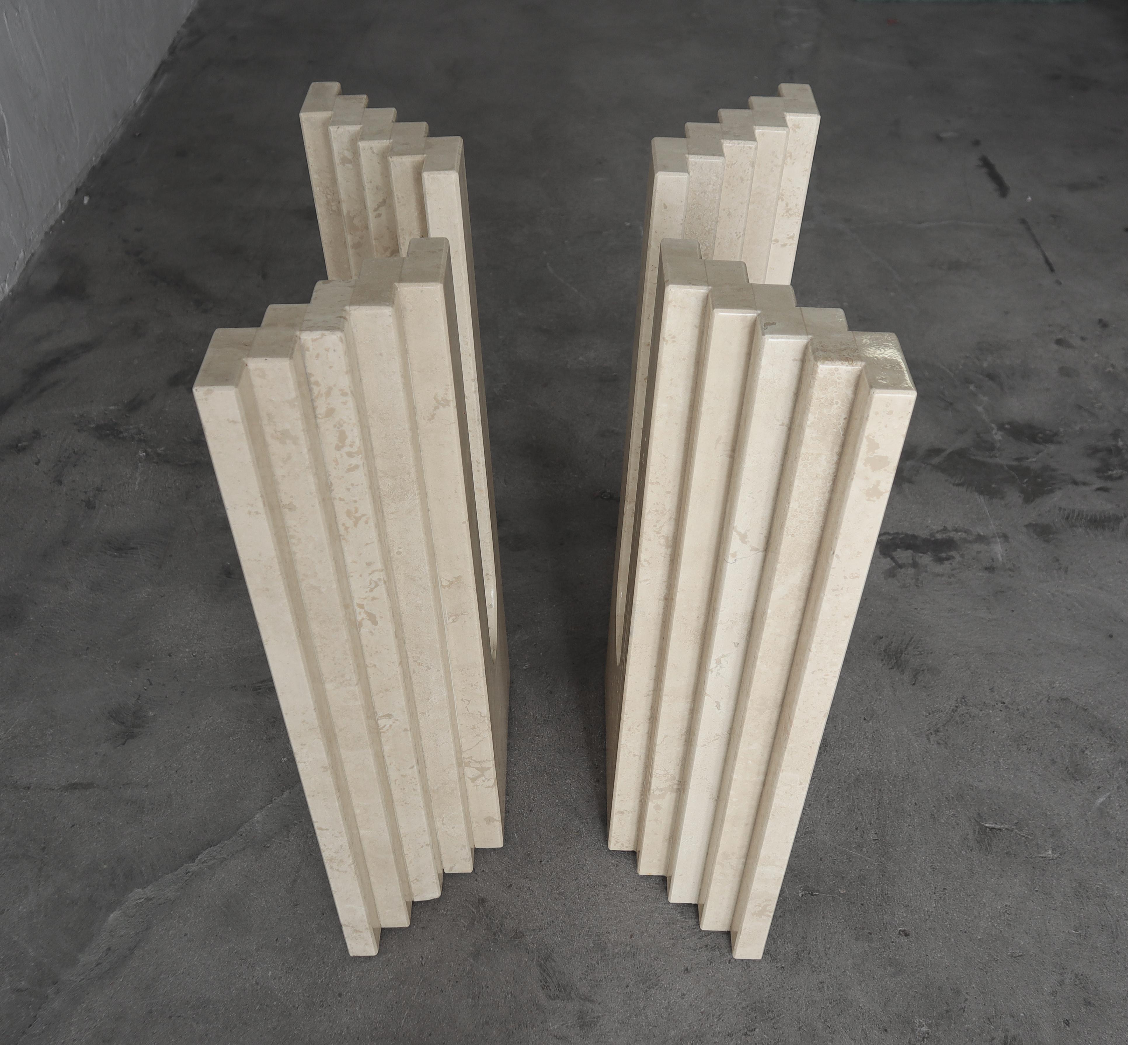 20th Century Polished Arched Travertine Pedestals by Carlo Scarpa For Sale