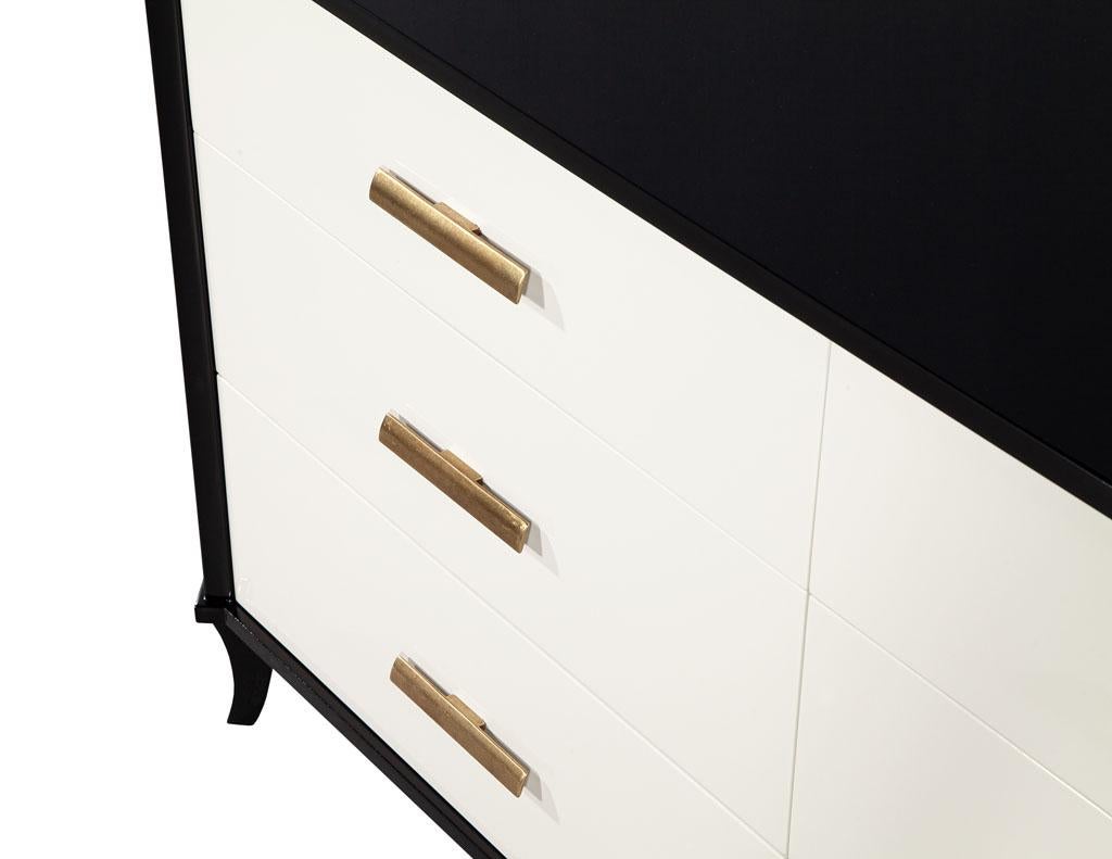 Credenza laccata nera lucida di Baker Furniture Cabinet Facet in vendita 7