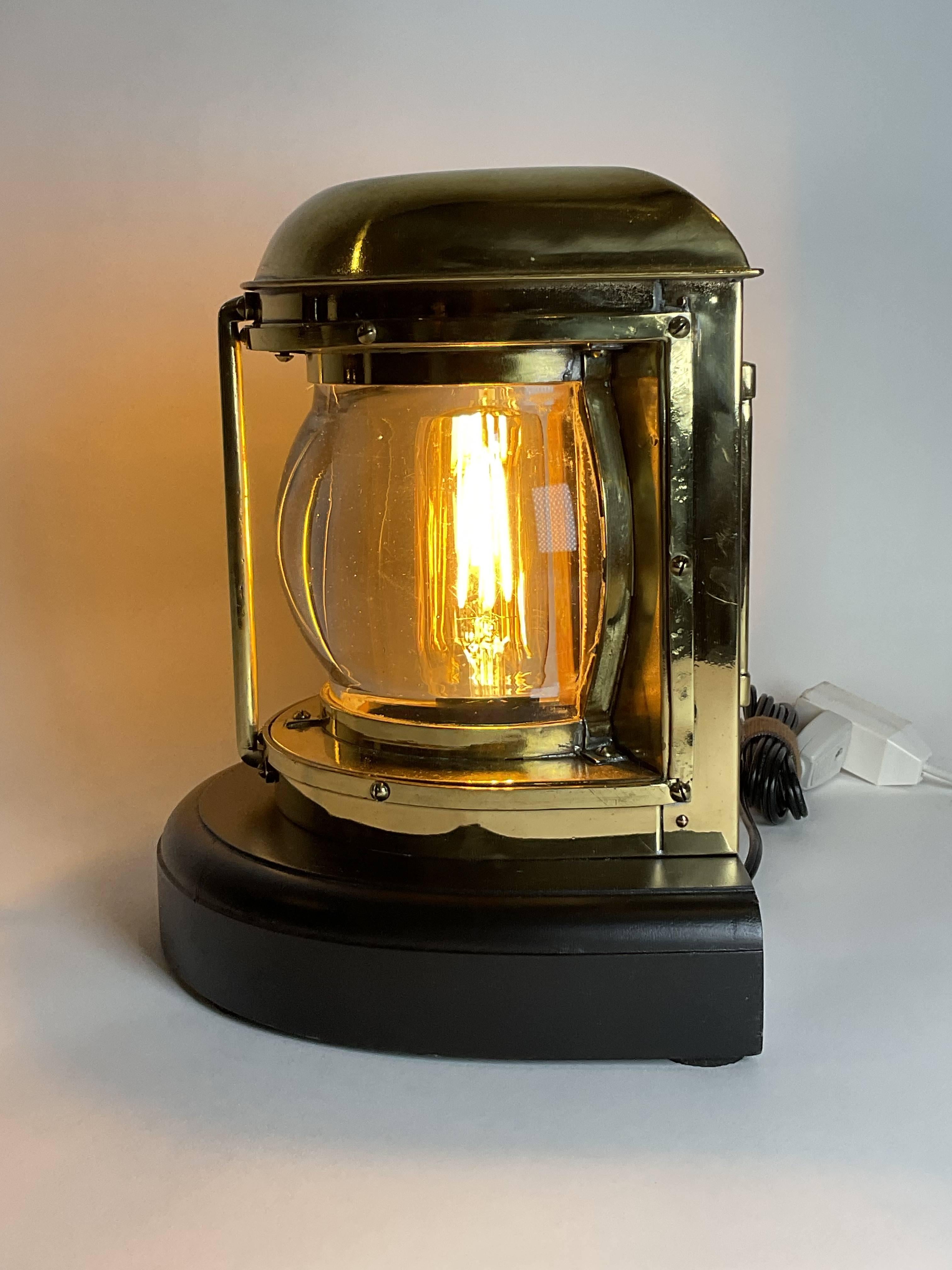 Brass Polished Boat Lantern with Beautiful Lens For Sale
