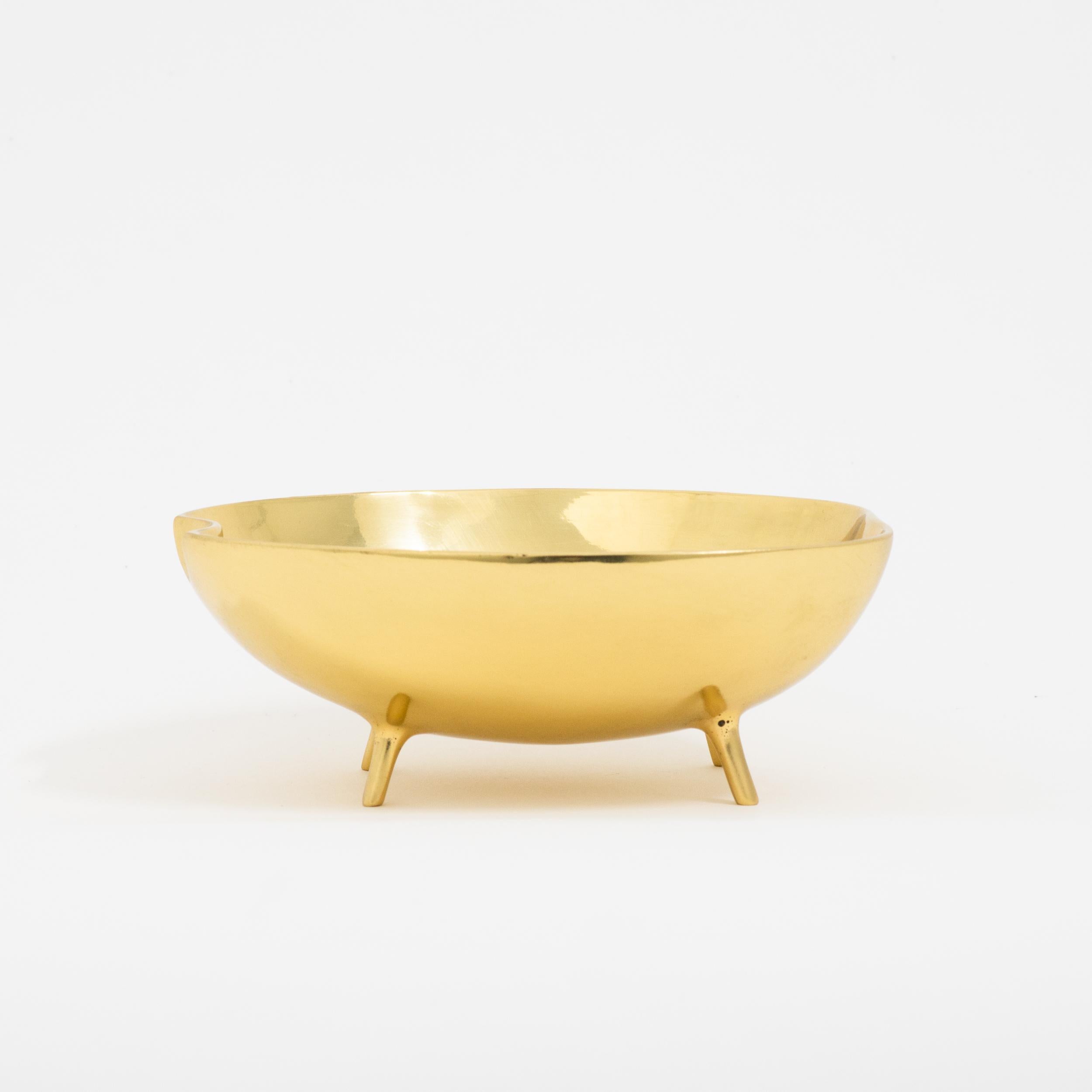 Organic Modern Polished Brass Decorative Bowl Vide-poche with Legs For Sale