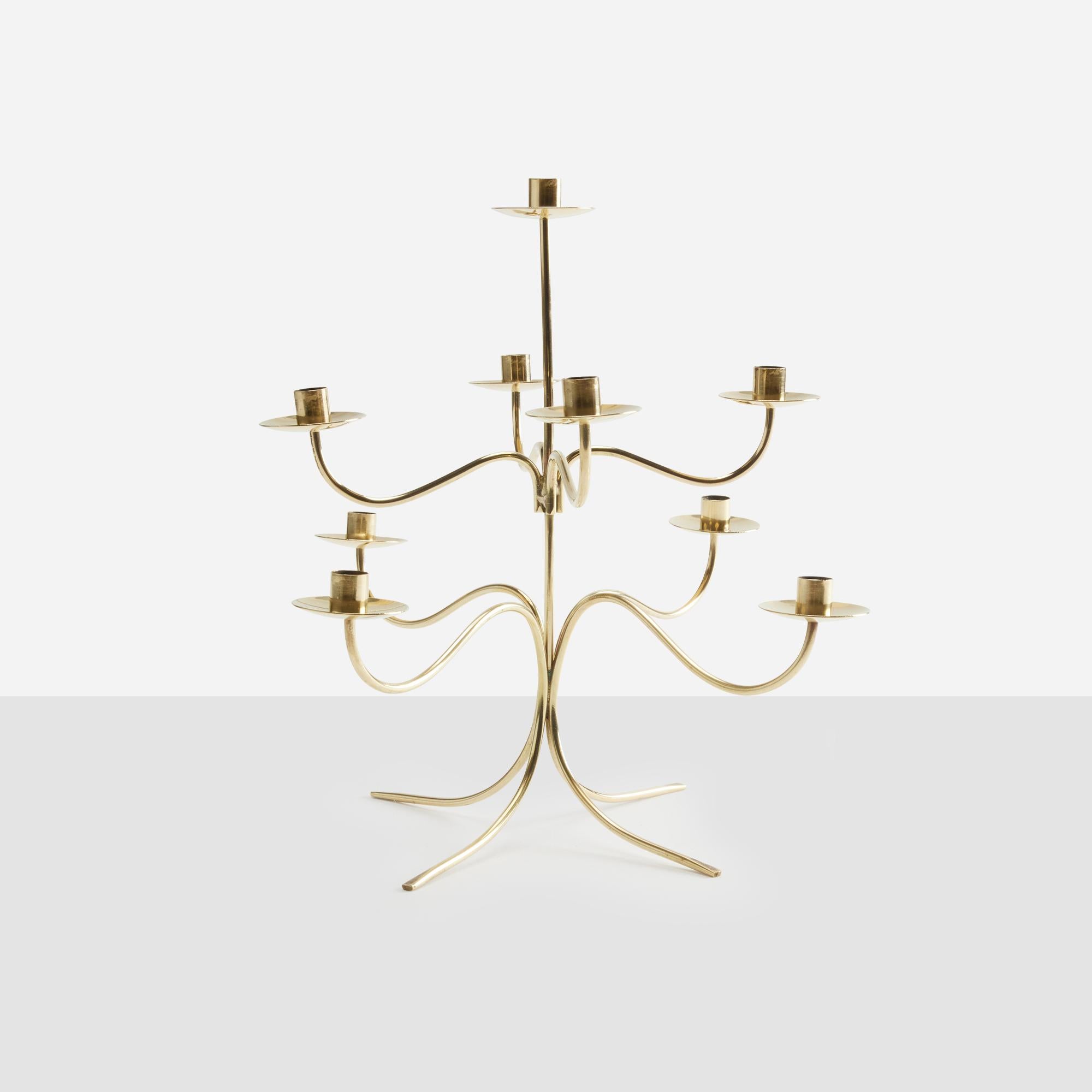 Svedese Candelabro in ottone lucido di Josef Frank per Svenskt Tenn in vendita