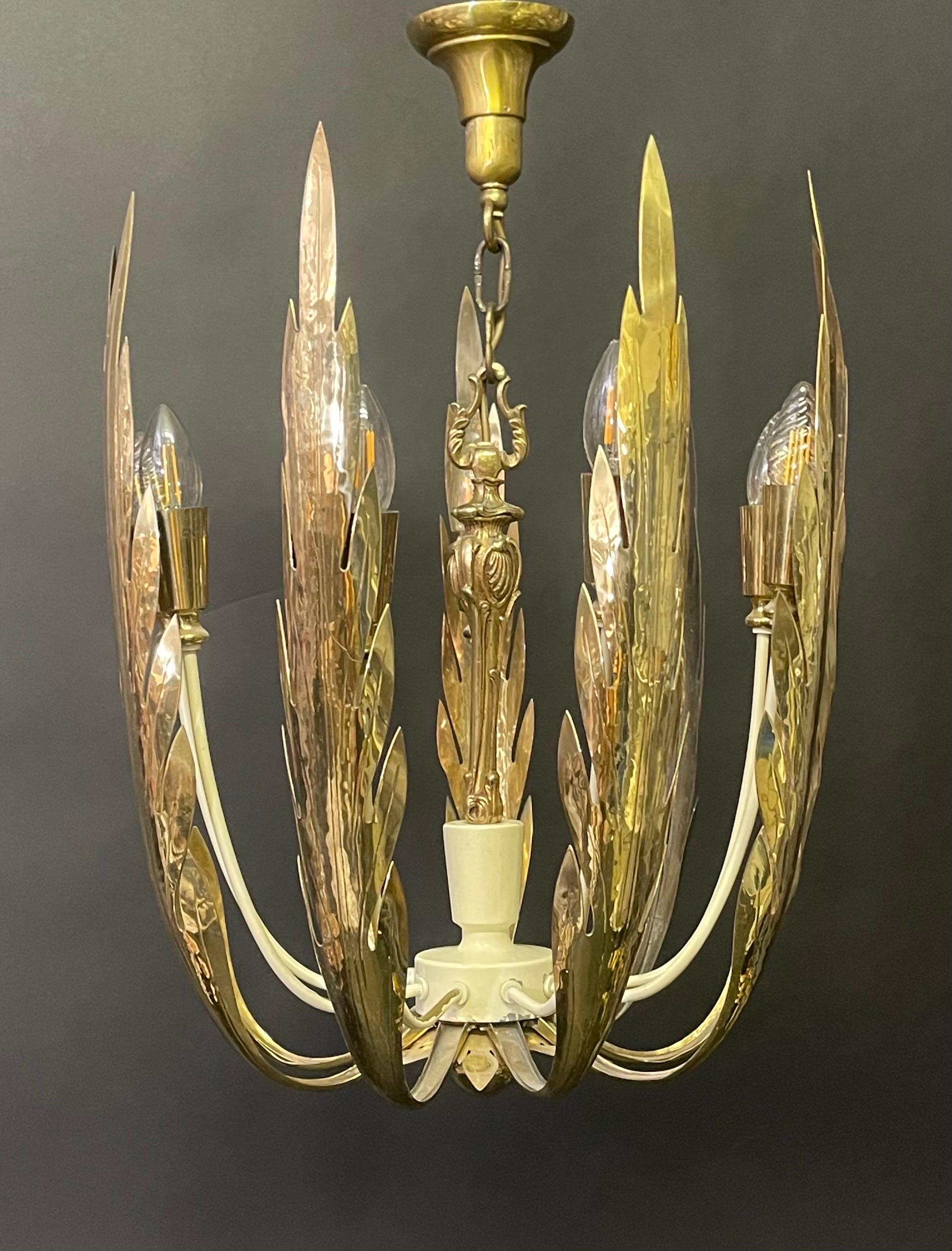 Mid-Century Modern Polished Brass Chandelier by Vereinigte Werkstätten Munich,  circa 1950s For Sale