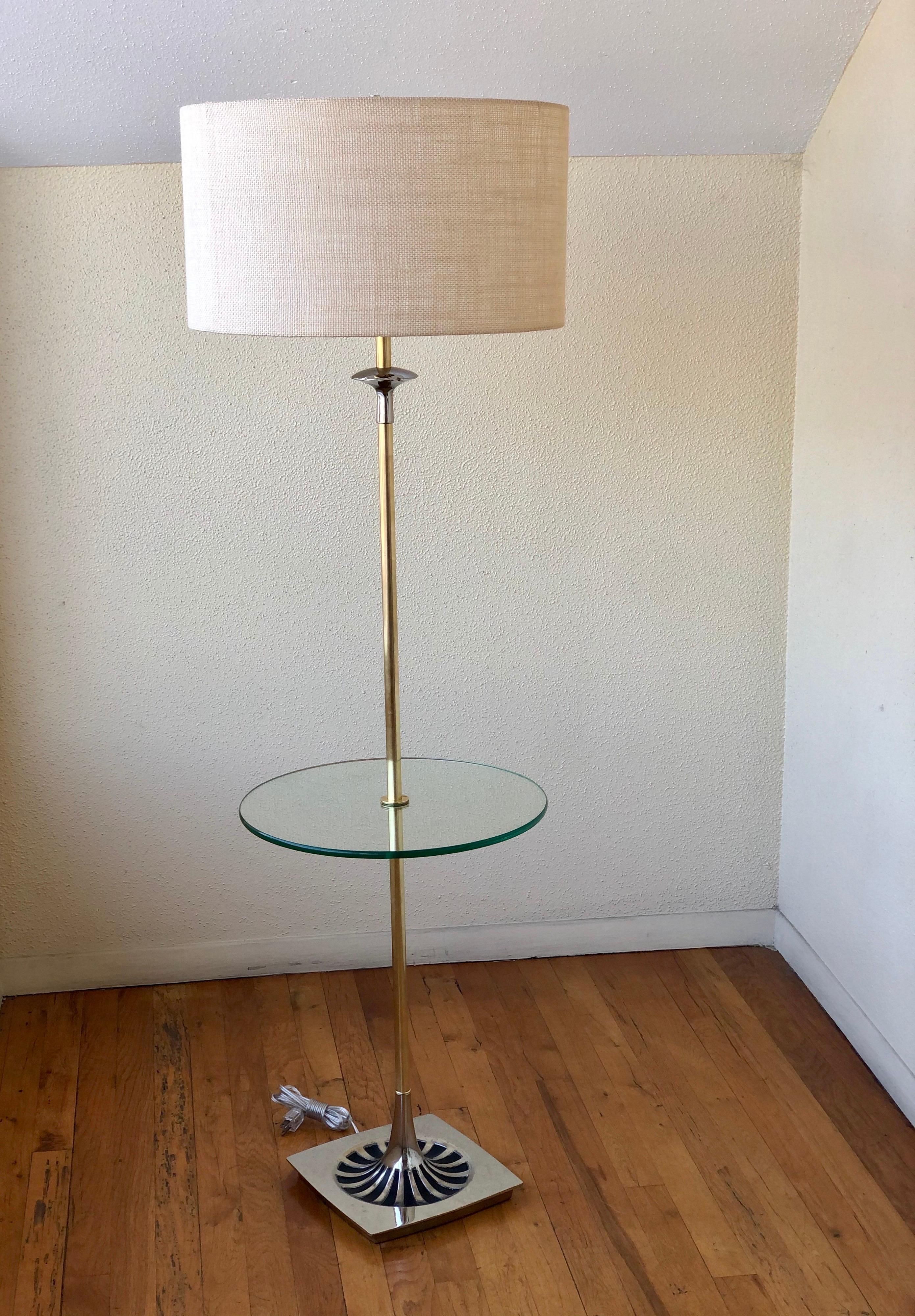 A beautiful floor or glass table lamp by the Laurel Lighting Company circa 1970s, we have polished and rewired the lamp the brass and chrome shows light wear due to age the lampshade it's not included, the lamp its 58