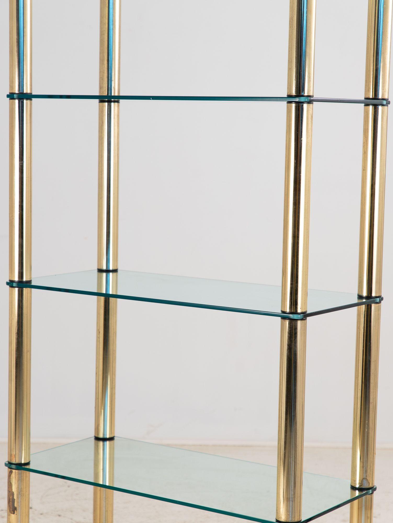 Polished Brass Etagere with Glass Shelves, USA 1970s For Sale 8