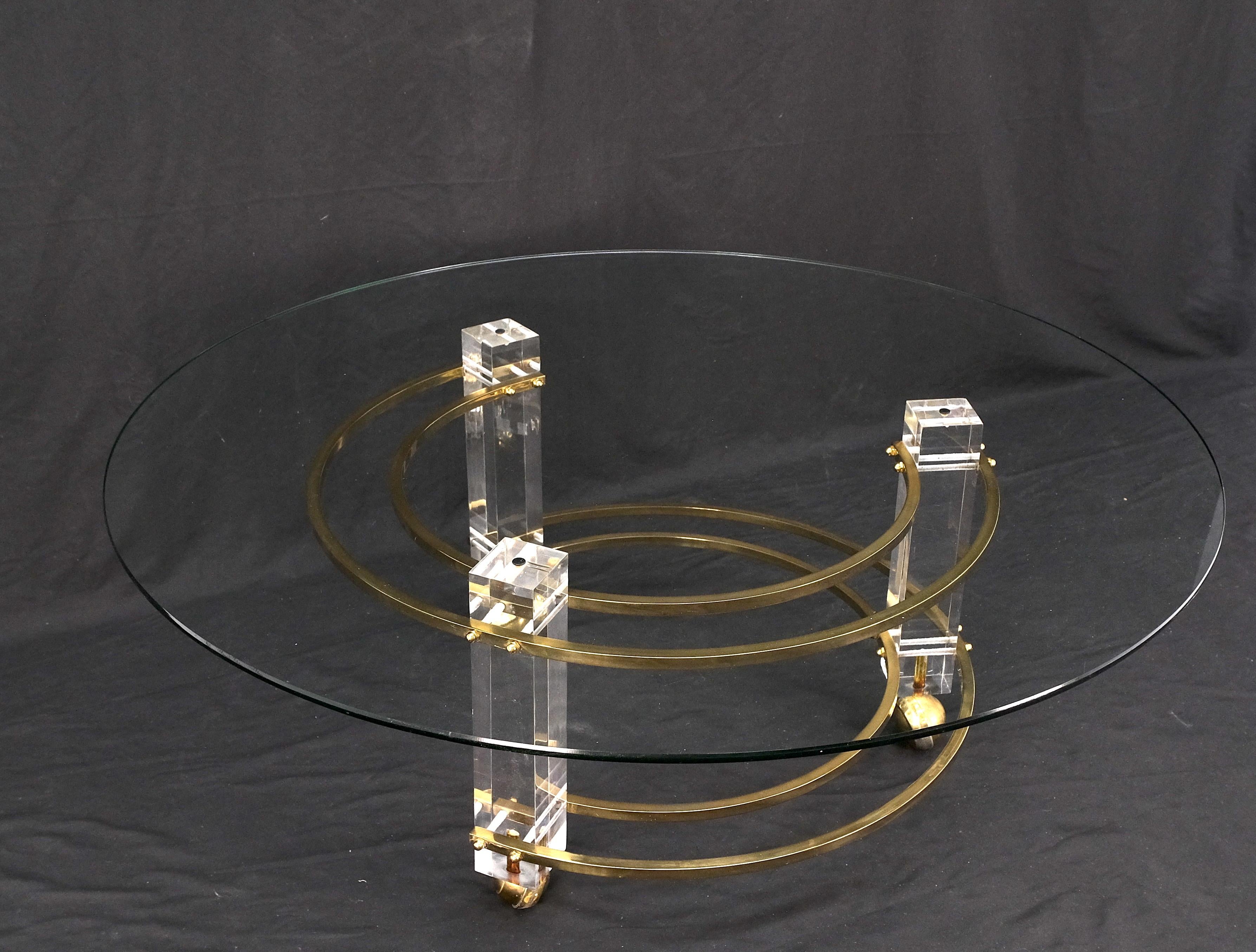 Polished Brass & Lucite Base Round Midcentury Coffee Table on Wheels Mint! For Sale 1