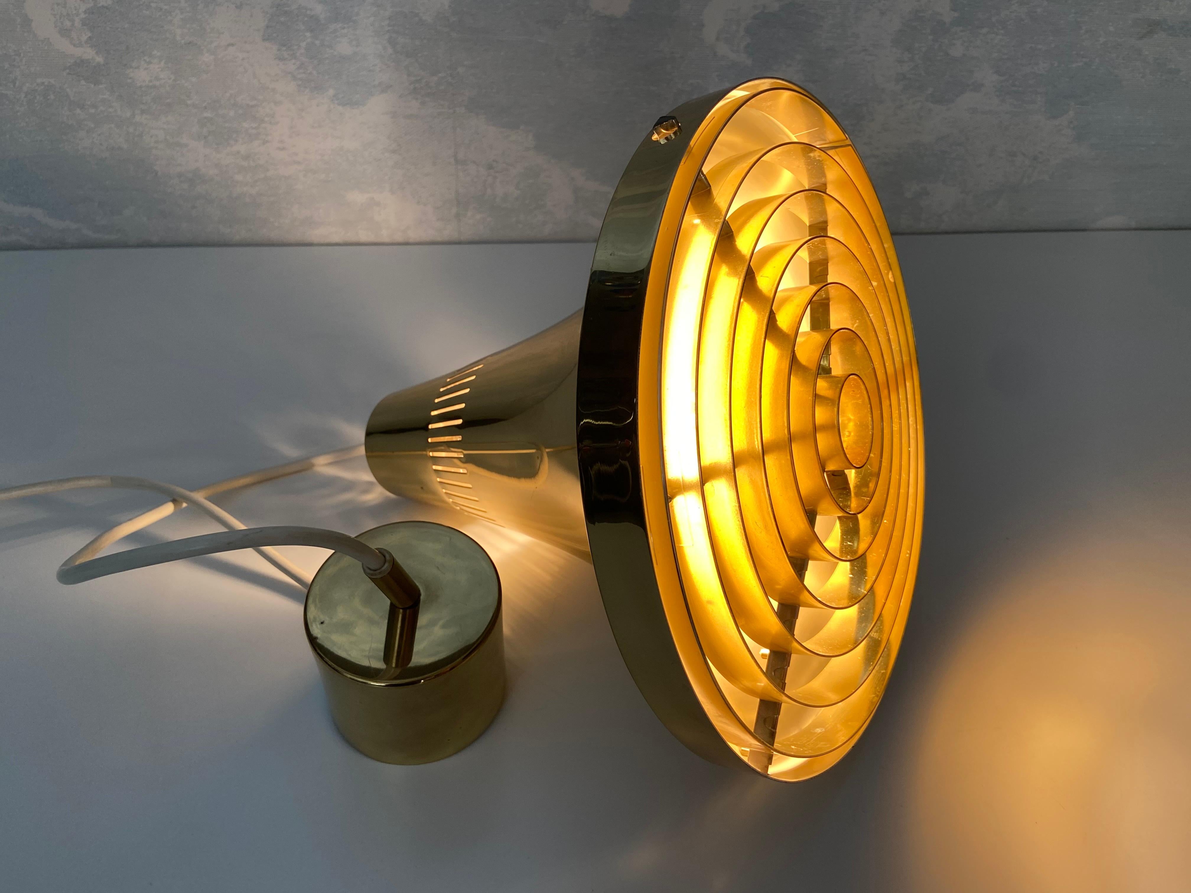 Ottone Lampada a sospensione in ottone lucido di Hans-Agne Jakobsson, Svezia, 1960 (T598) in vendita
