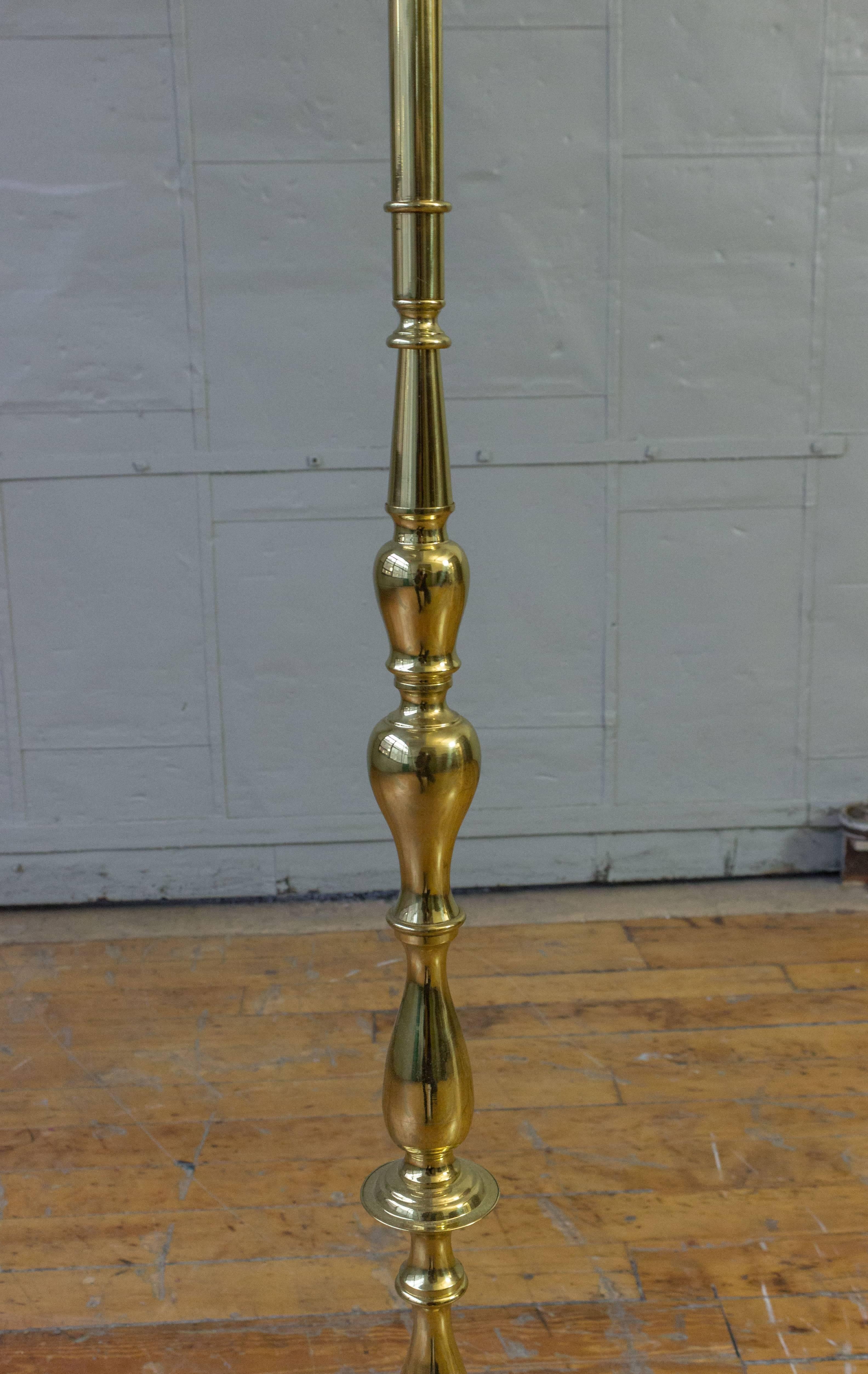 Polished Brass Reading Floor Lamp with an Octagonal Base In Excellent Condition In Buchanan, NY
