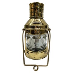 Lanterna ad ancora in ottone lucido con lente Fresnel