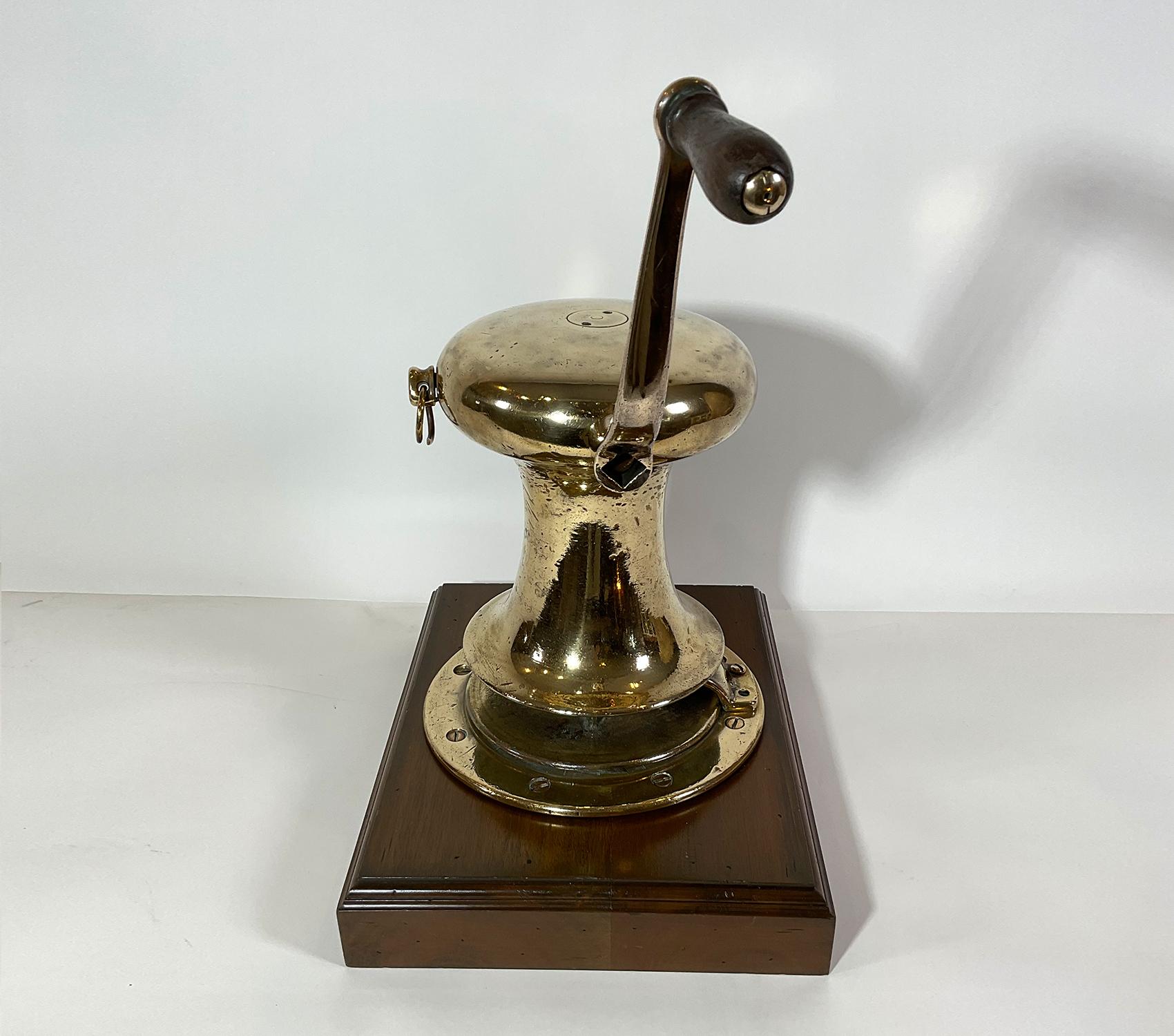 Polished Brass Yacht Capstan by Hereshoff For Sale 1