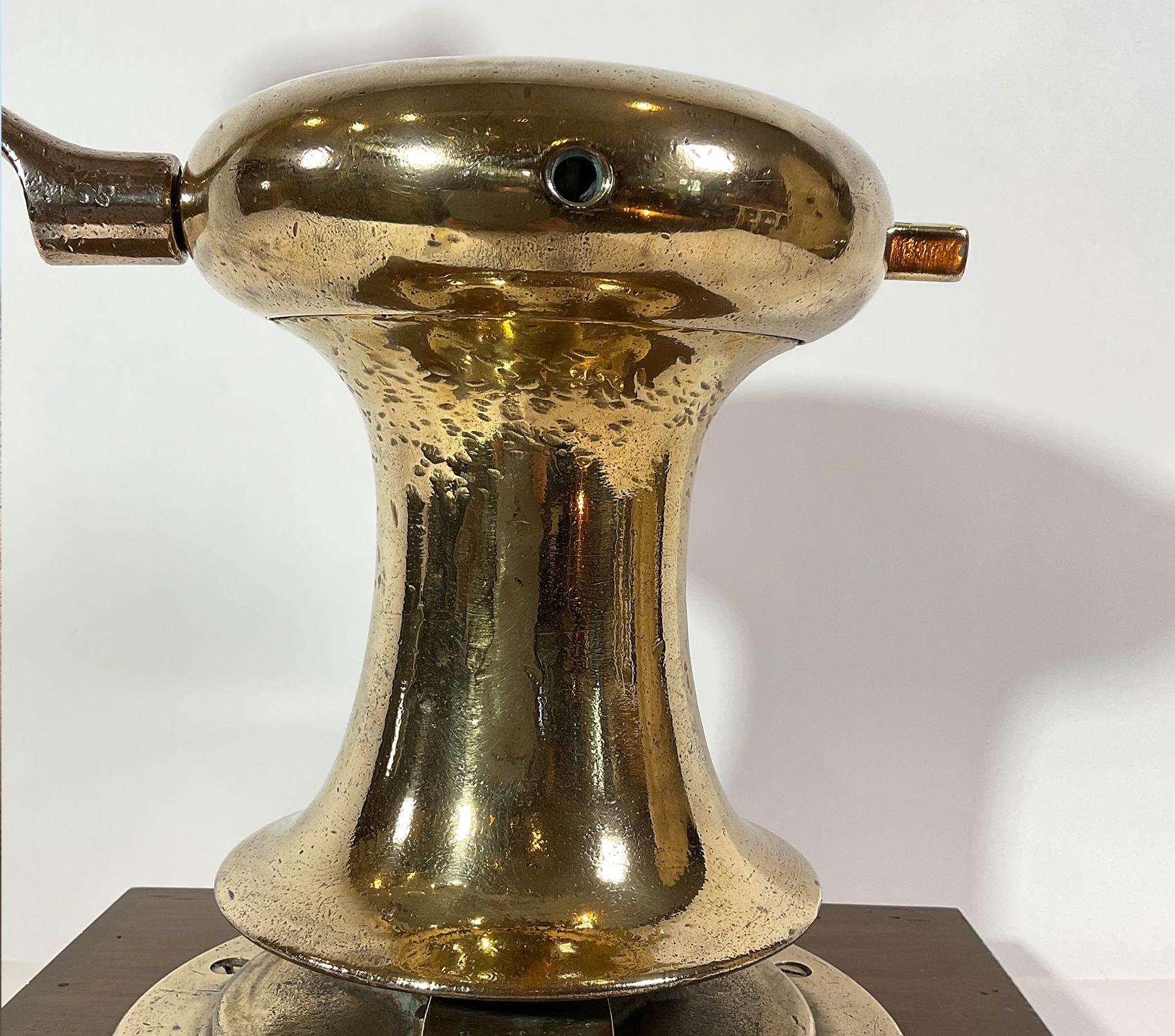 Polished Brass Yacht Capstan by Hereshoff For Sale 4