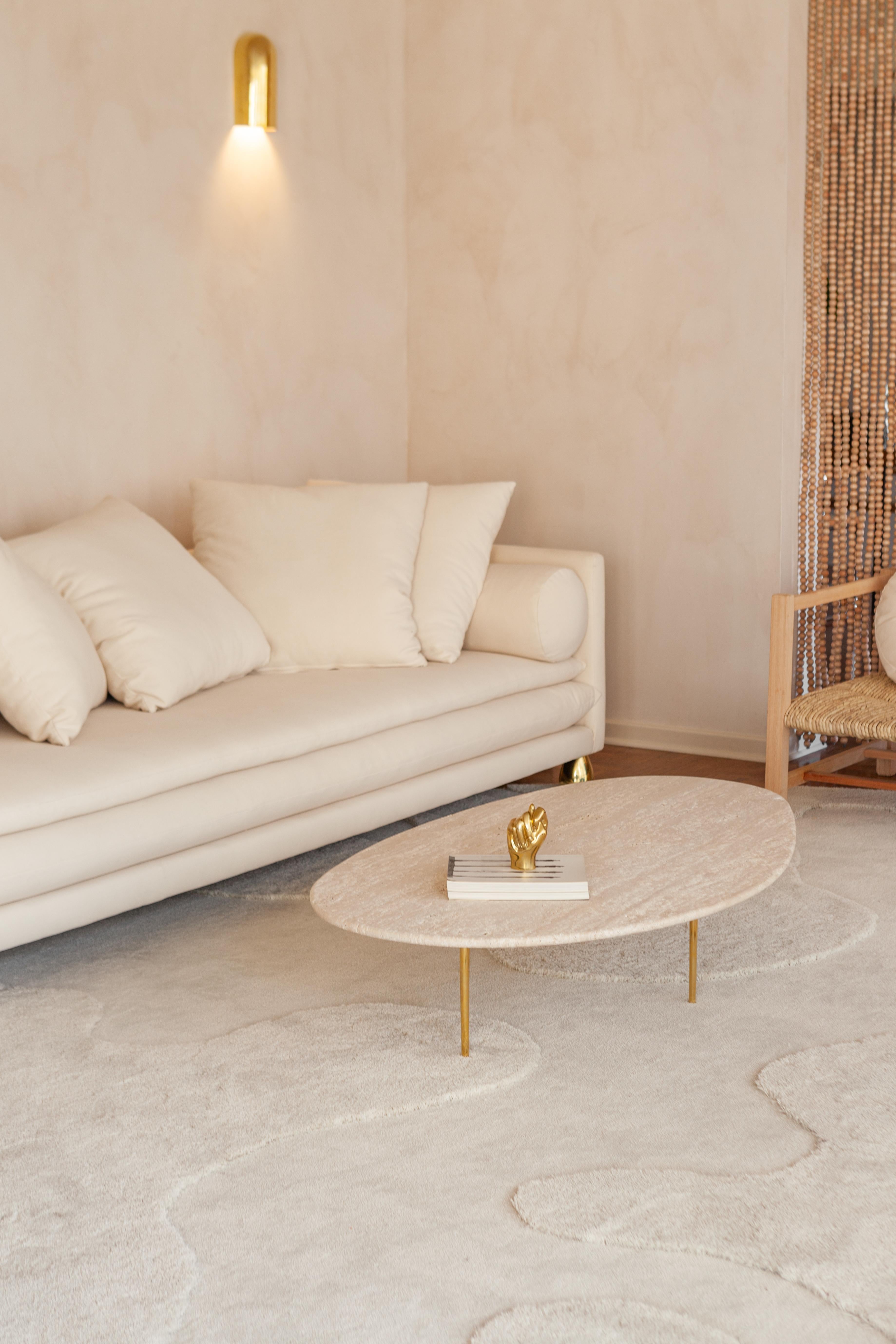 Polished Cast Brass Figa Sculptural Object by Studio Orth en Nuevo estado para la venta en Geneve, CH