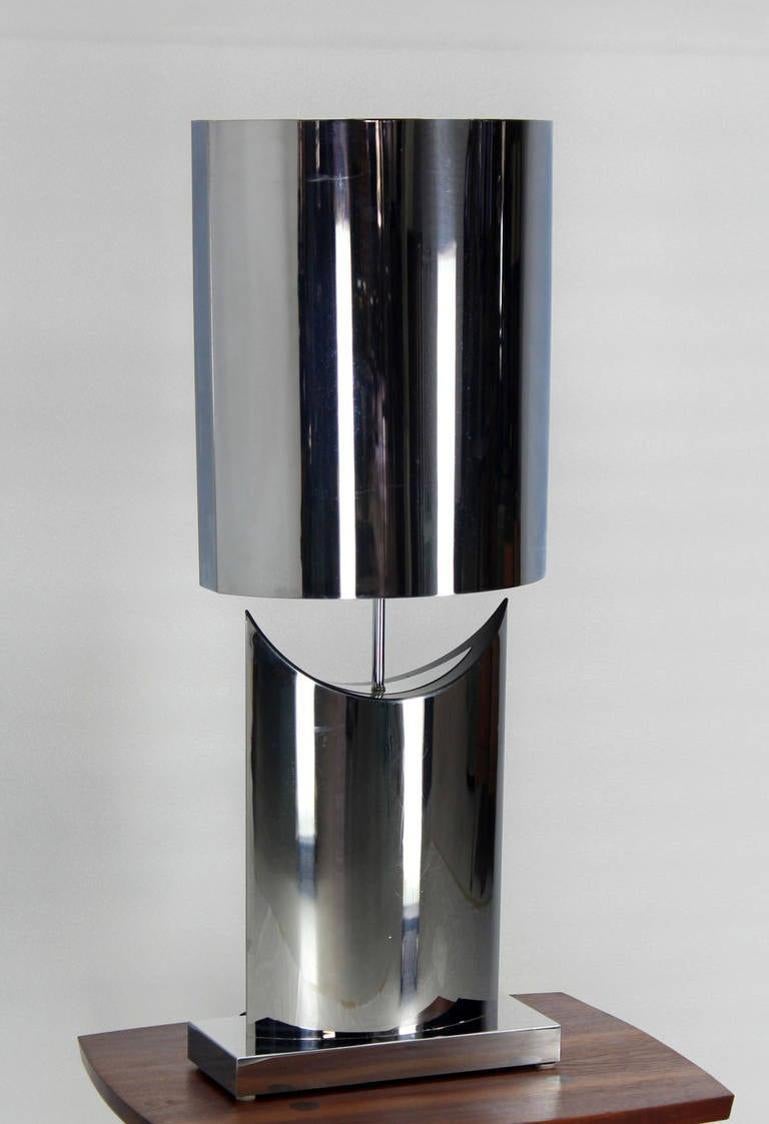 Mid-Century Modern Polished Chrome Mirror Finish Chrome Shade & Large Base Table Lamp Mint! For Sale