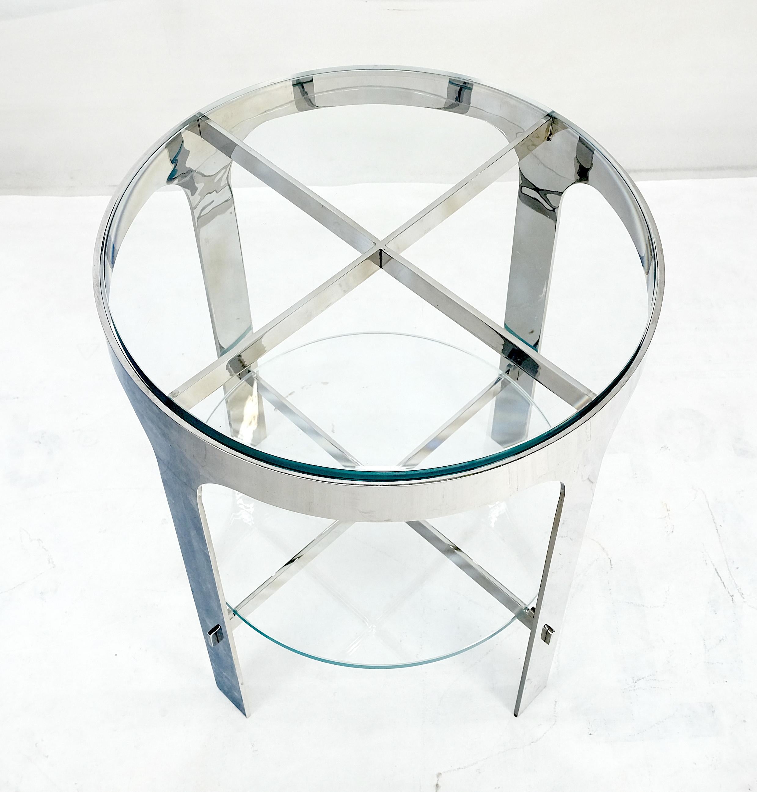Chrome Poli Rond 2 Tiers Glass Top Side Lamp Stand Studio Table Mid Century en vente 1