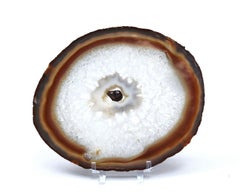 Rodaja de Ágata Circular Pulida con Acento de Perla Natural