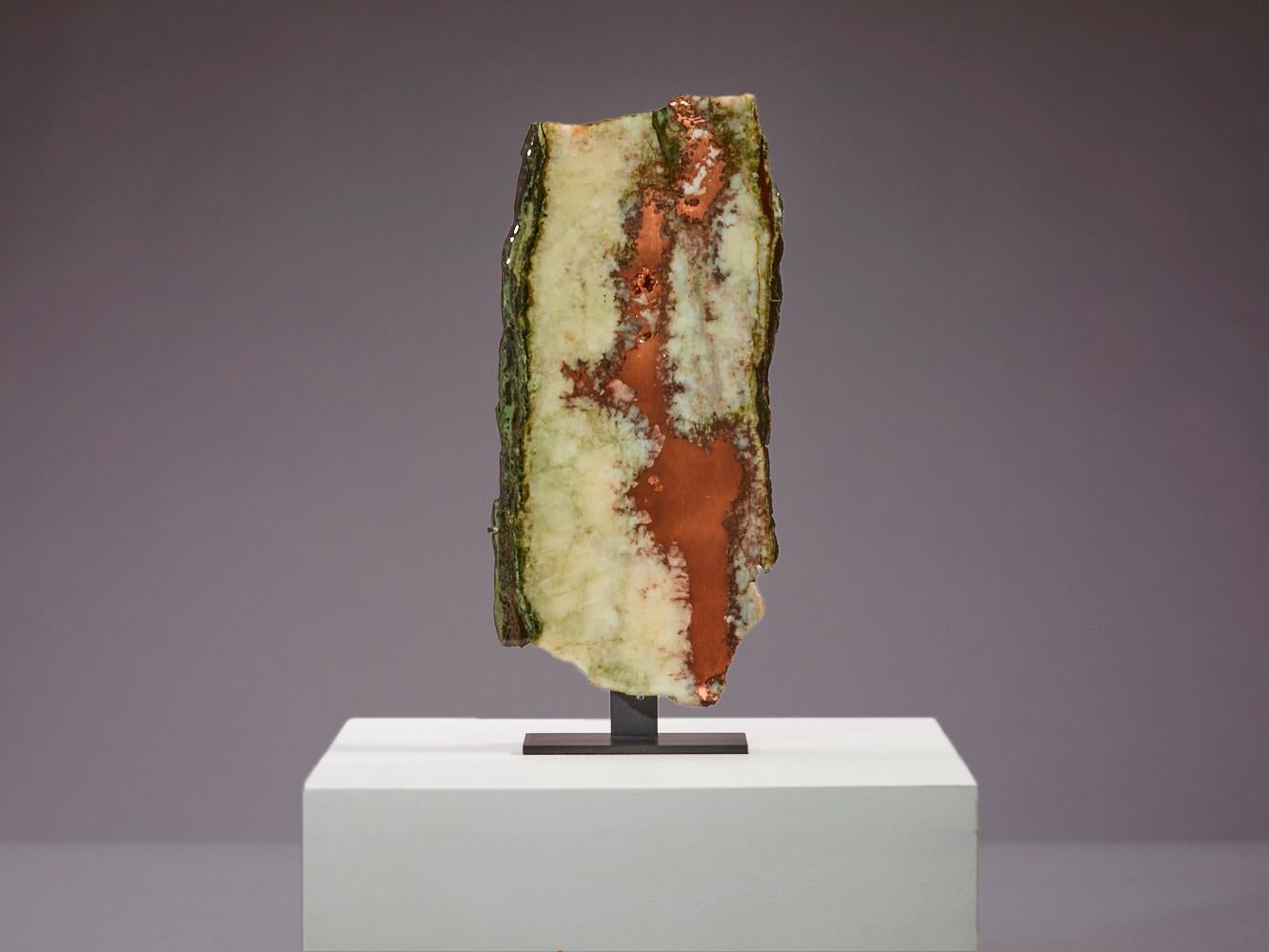 Polished copper quartz with green accents For Sale 9