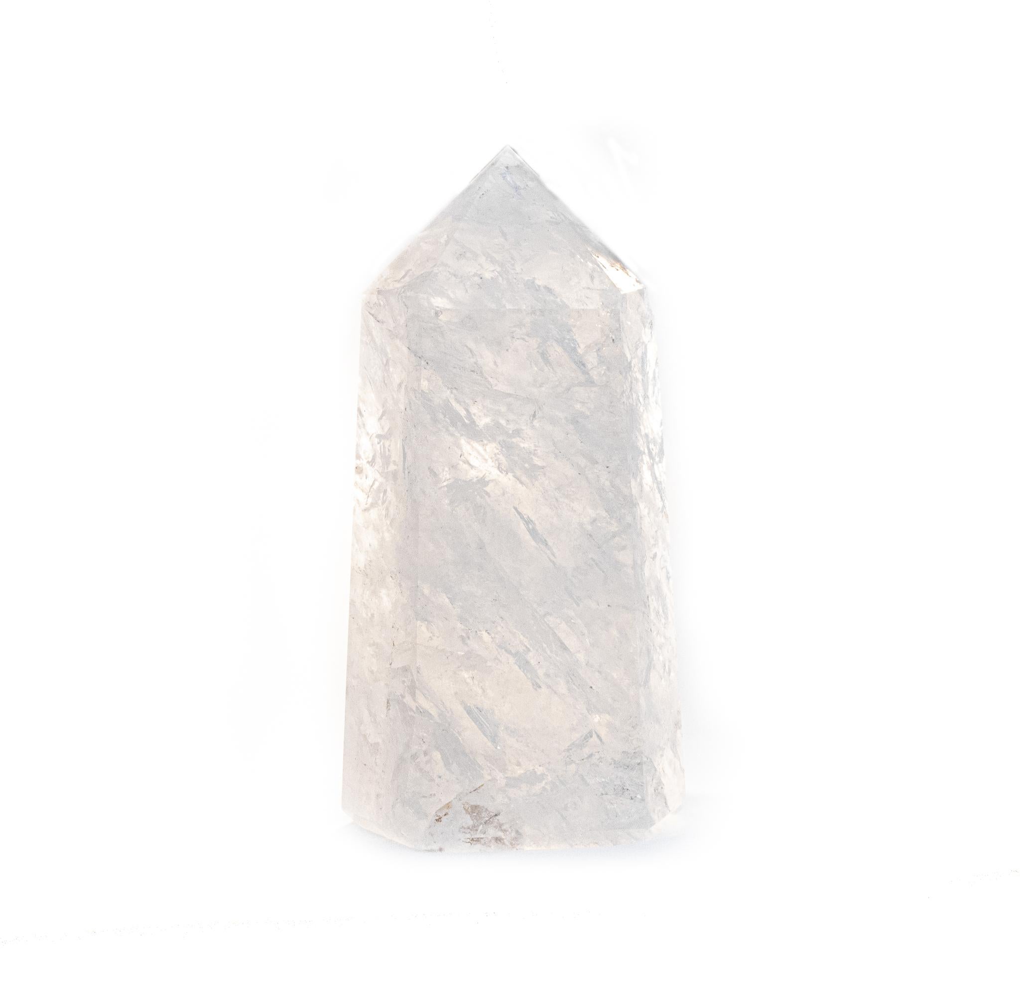 Obelisk-punkt aus poliertem Kristallquarz im Angebot 1