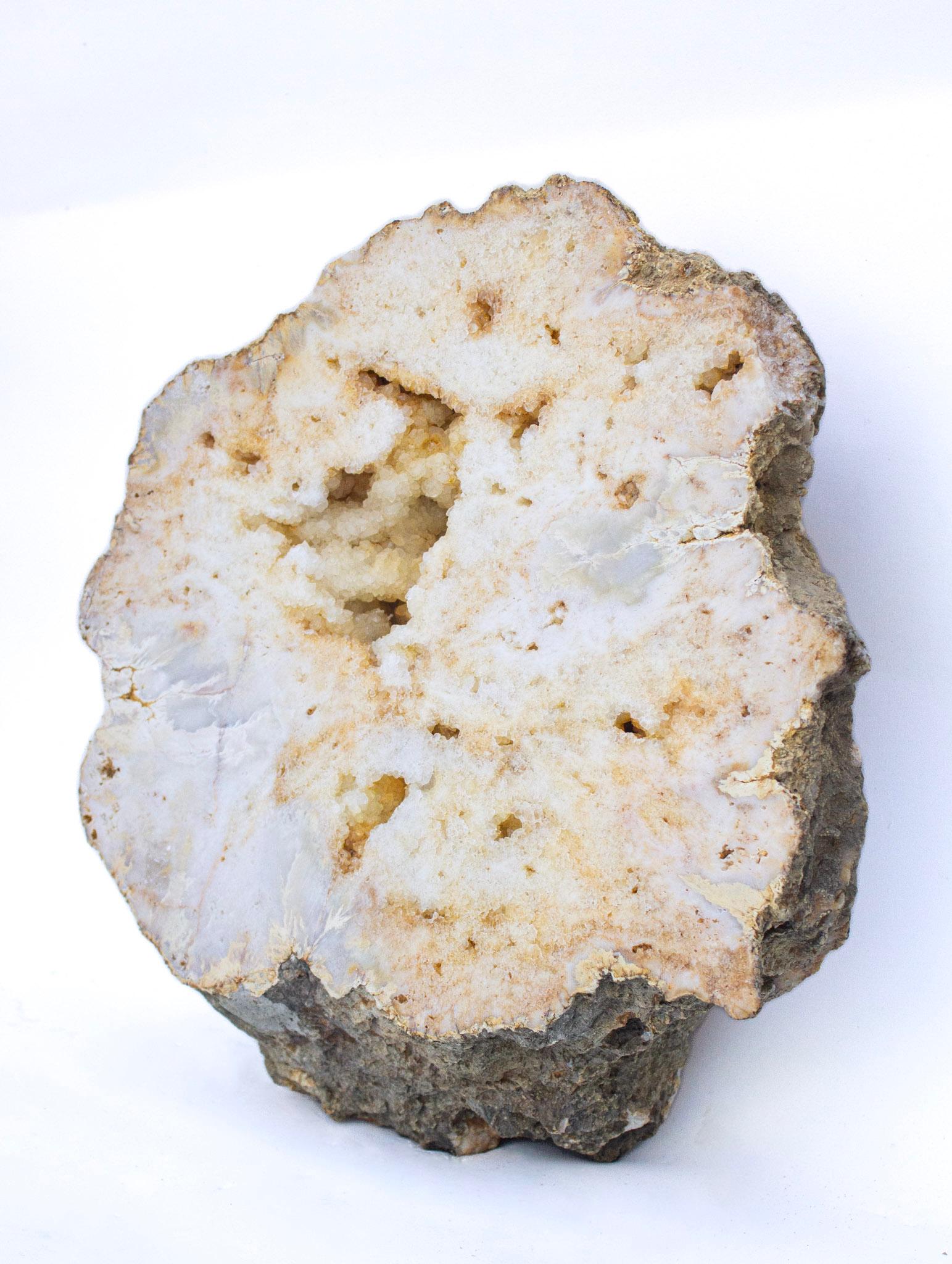 Geode di quarzo cristallo dorato lucido con perla barocca In condizioni ottime in vendita a Dublin, Dalkey