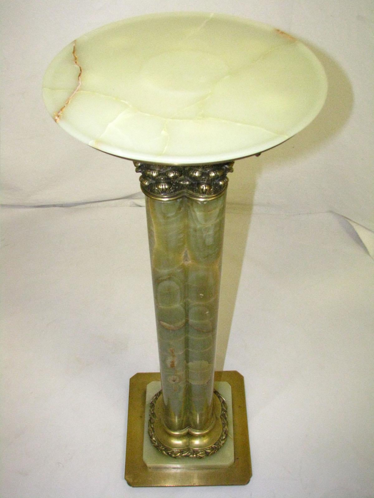 Polished Green Onyx Column / Pedestal, 20th Century In Good Condition For Sale In Liverpool, GB