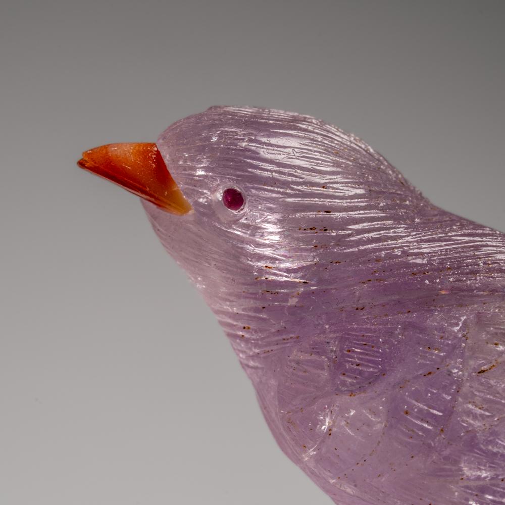 Finition Fluorite sculptée à la main polie sur une tourmaline verte dans une matrice de quartz (5,5 pouces) en vente 2