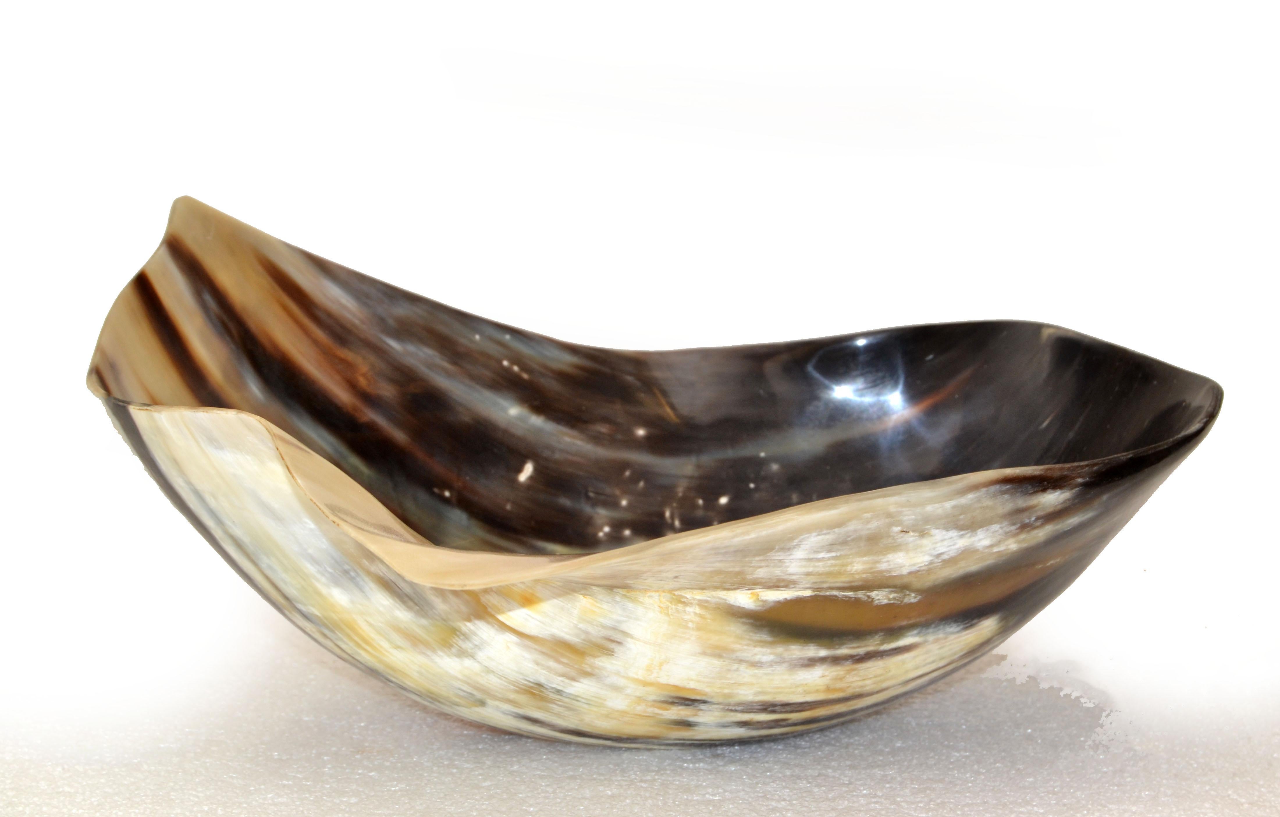 Mid-Century Modern natural handmade polished Horn vessel, bowl, catchall or centerpiece from the Mid-Century Modern era.