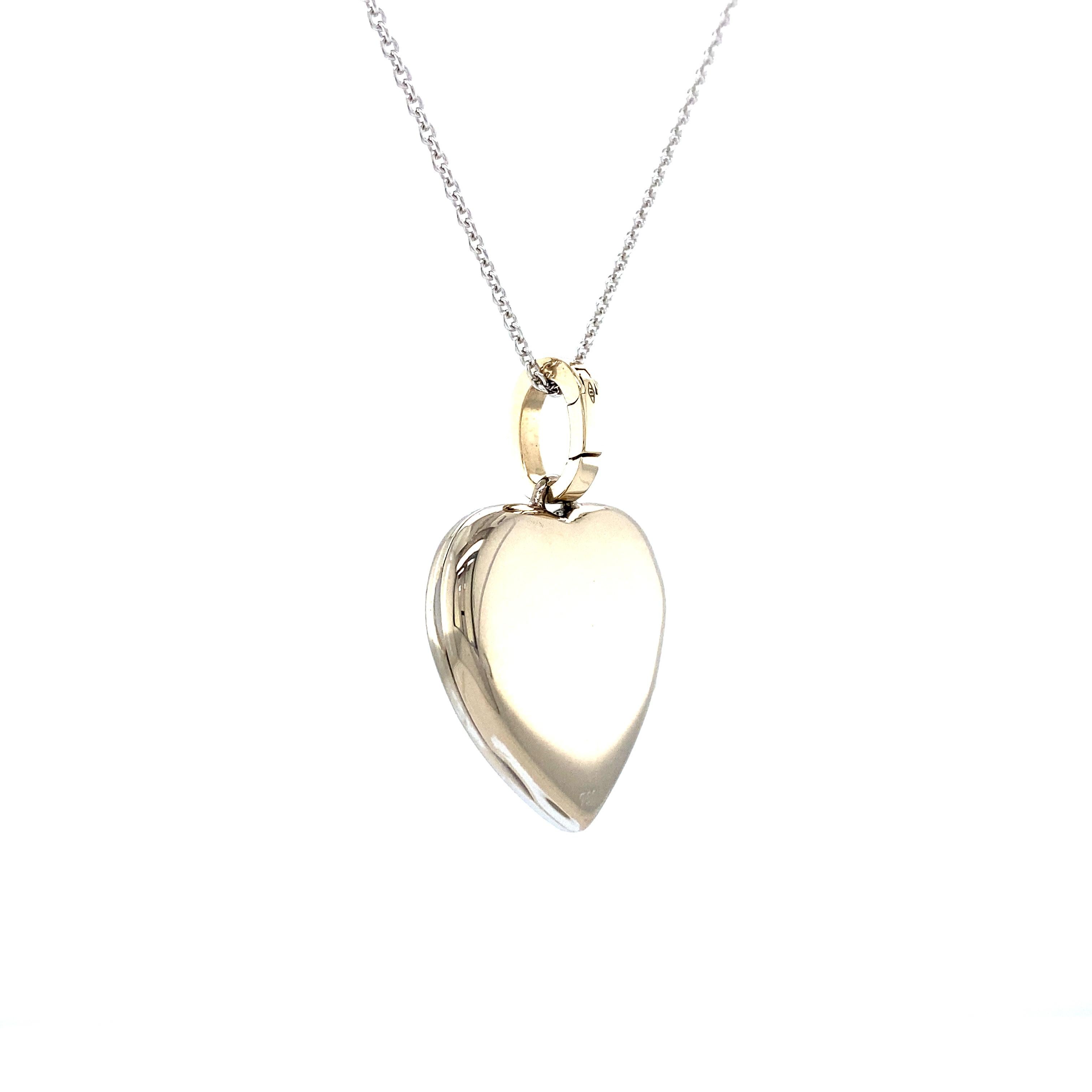 Contemporary Polished Heart Locket Pendant Necklace 18k White Gold 6 Diamonds 0.09 ct H VS For Sale