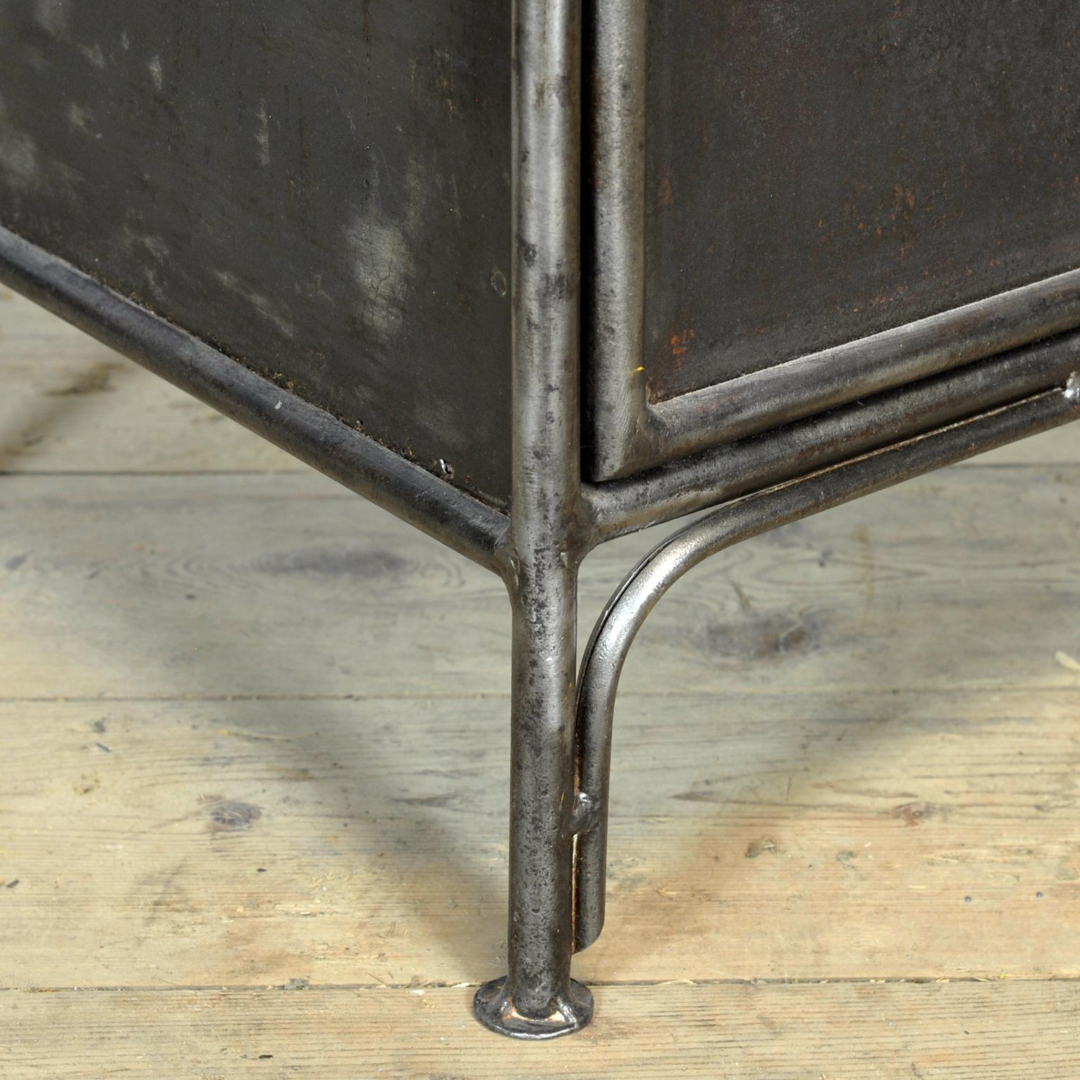 Polished Iron Bedside Table, 1910s en vente 5