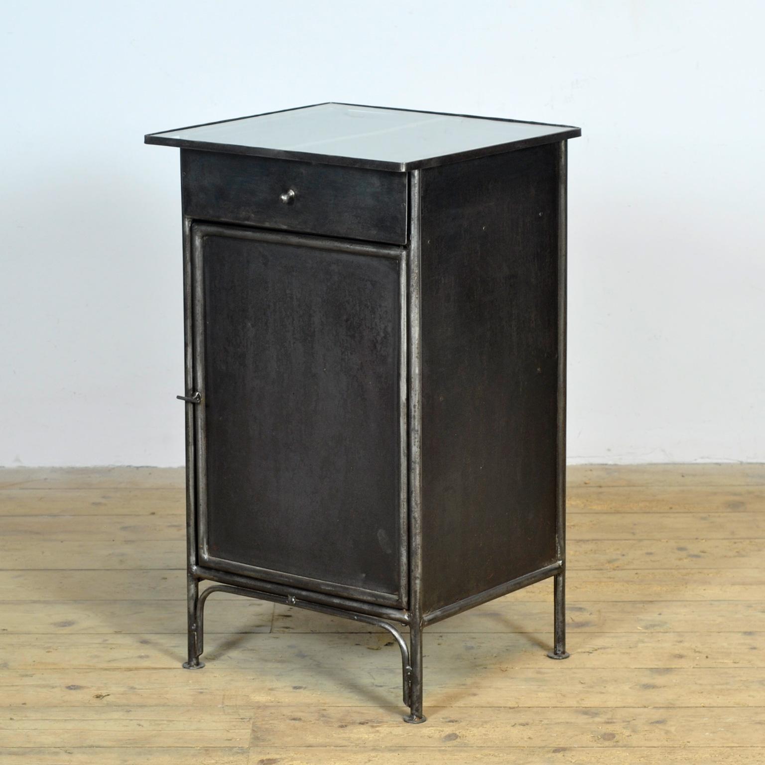 Hongrois Polished Iron Bedside Table, 1910s en vente