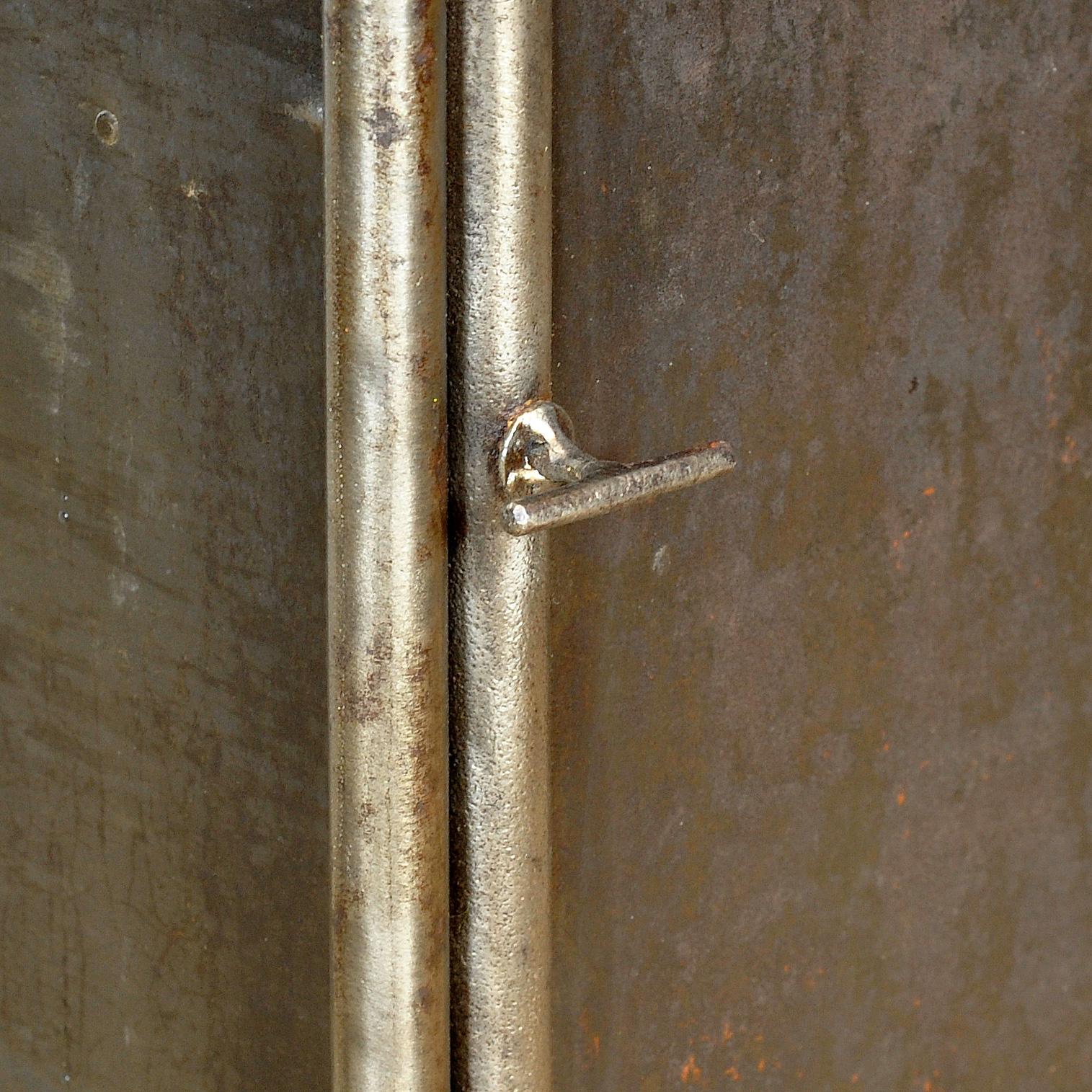 Polished Iron Bedside Table, 1910s en vente 2