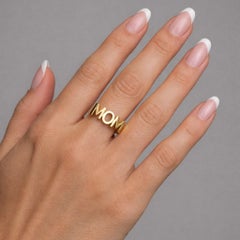 Polierter Buchstabe 14K (oder 18k auf Anfrage) Gelbgold MOM Ring