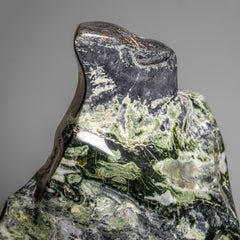 Giada Nefrite lucidata a forma libera dal Pakistan (13", 20 lbs)