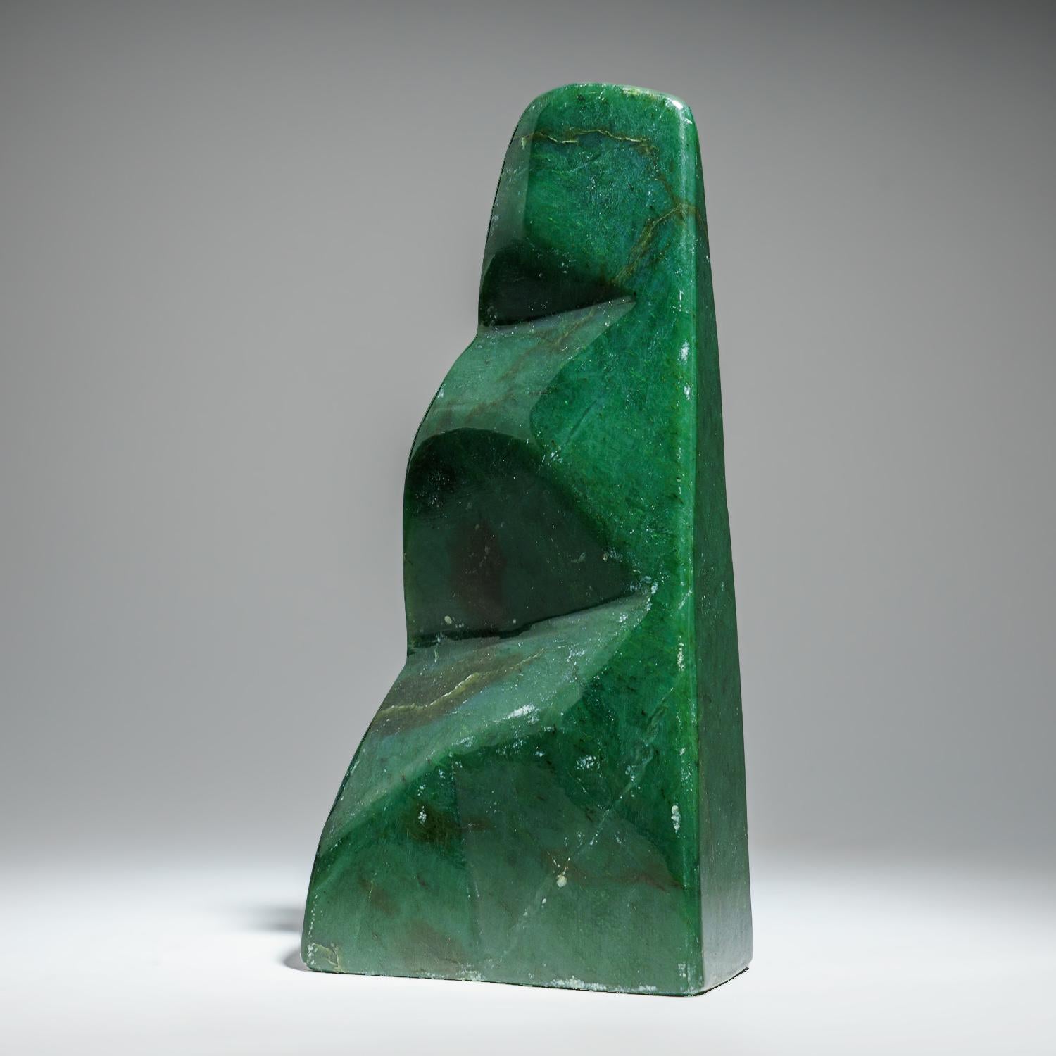 Polished Nephrite Jade Freeform from Pakistan '2.5 lbs' In Distressed Condition For Sale In New York, NY