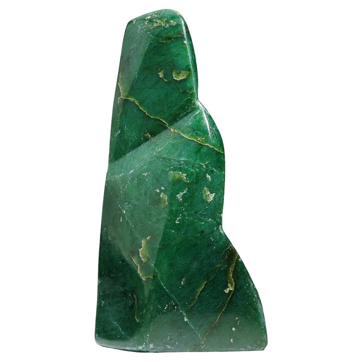 Jade en néphrite polie de forme libre provenant du Pakistan (2,5 livres) en vente