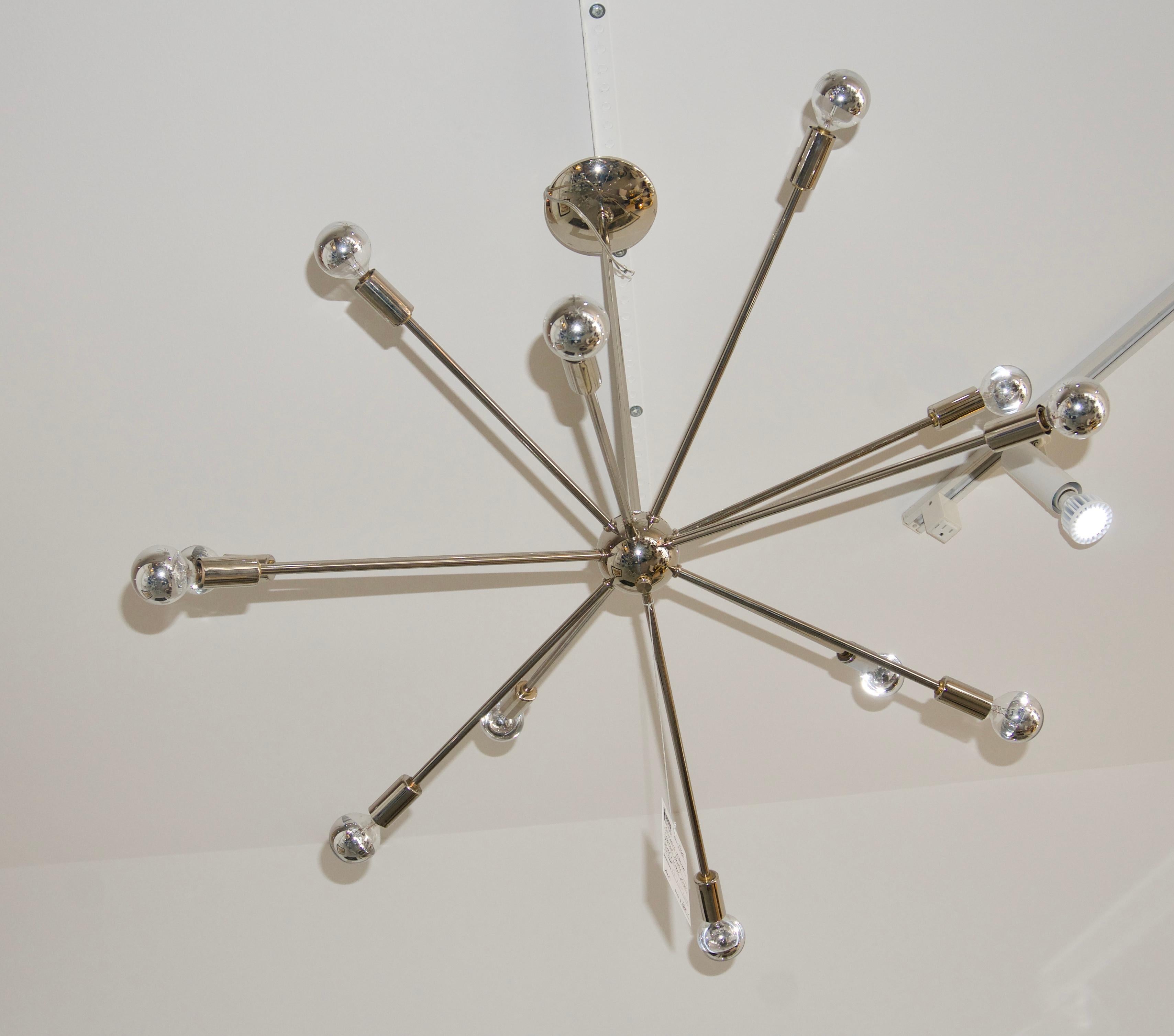 Polished Nickel-Plated Italian Sputnik 12-Light Chandelier In Good Condition In West Palm Beach, FL