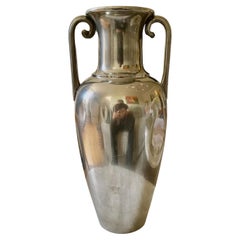 Amphora-Vase aus poliertem Zinn von J.L.H. für Svenskt Tenn, Schweden, 1930er Jahre