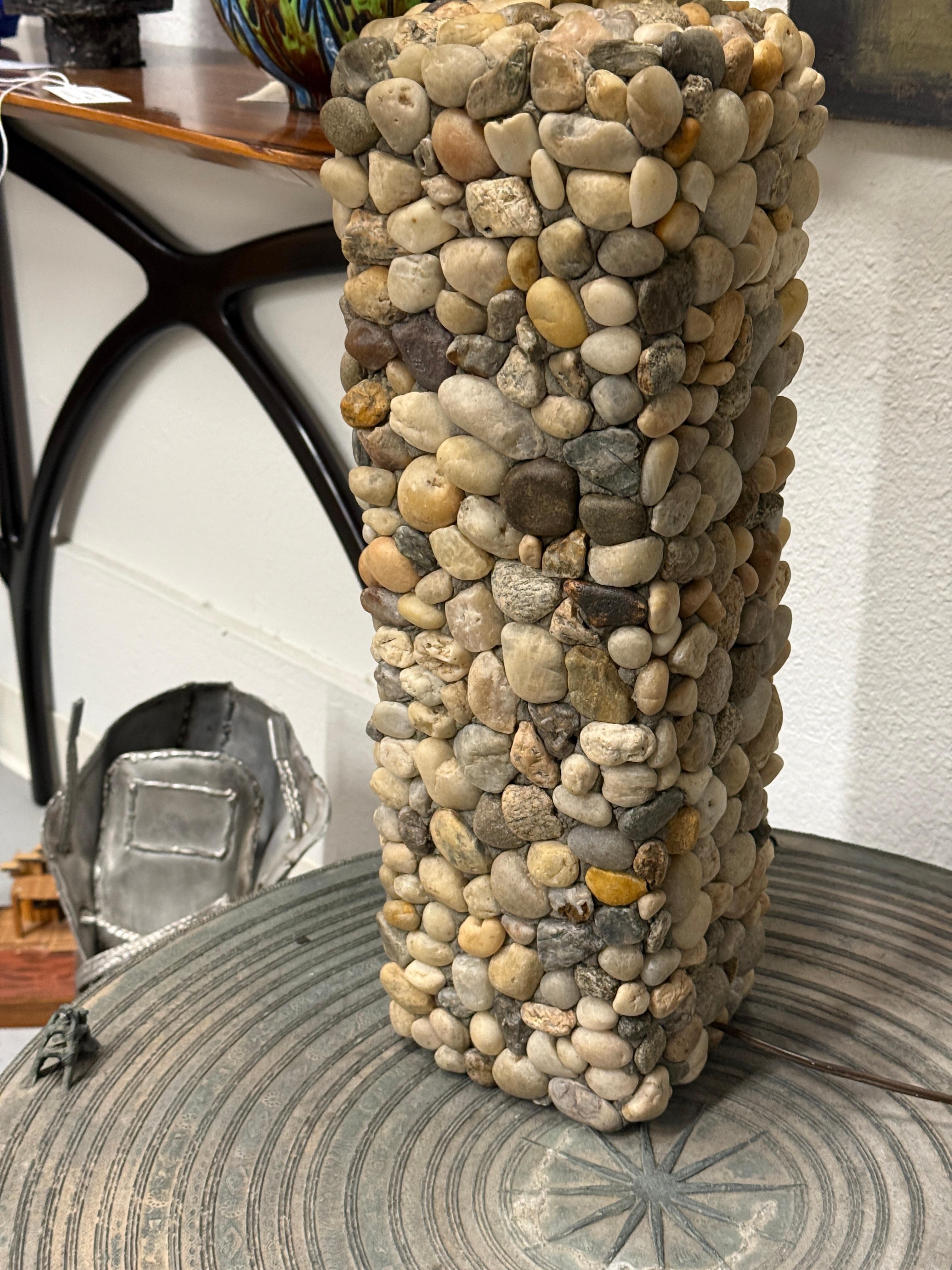 Polished River Rock Lamp en venta 6