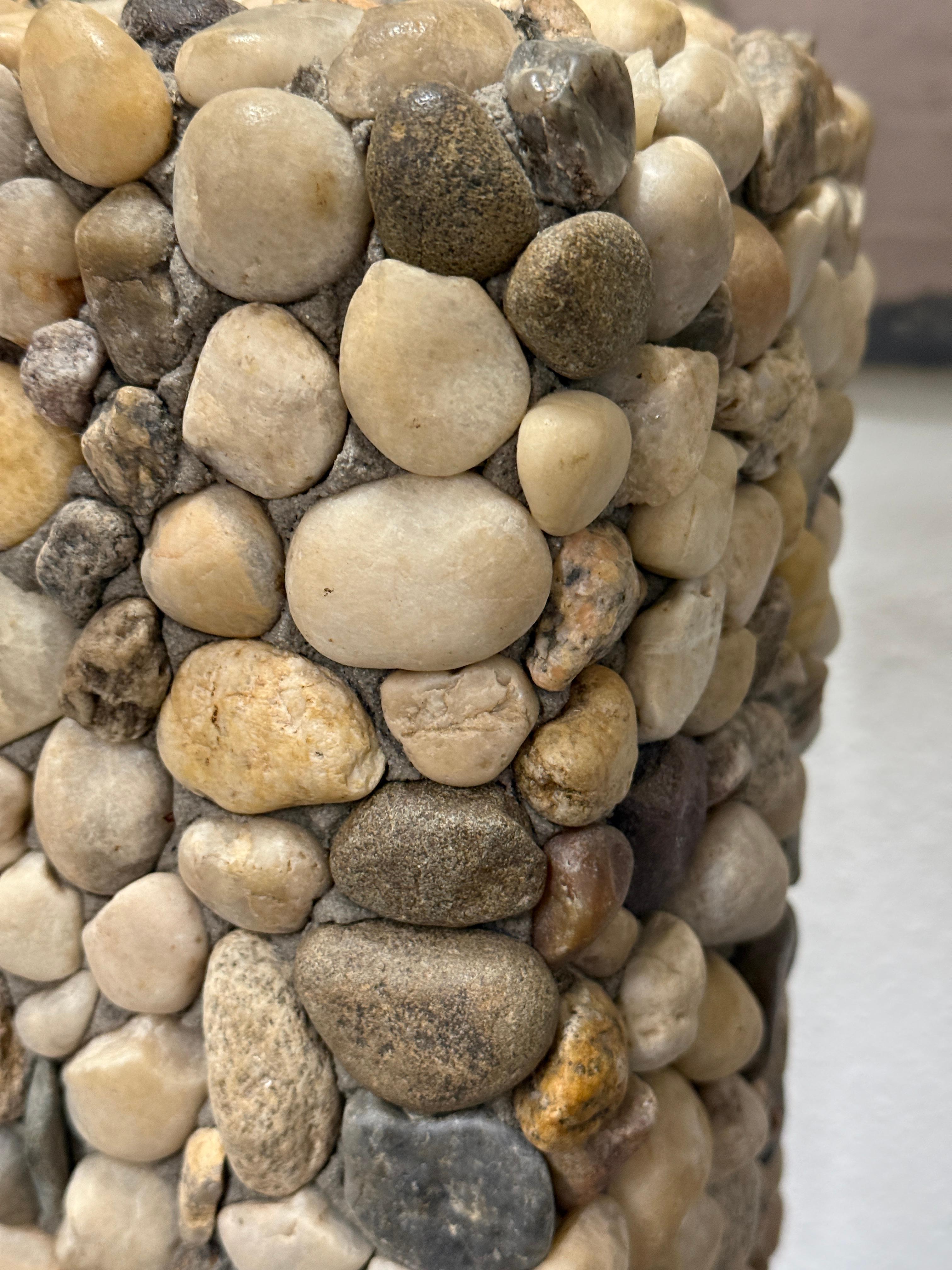 Polished River Rock Lamp Piedra en venta